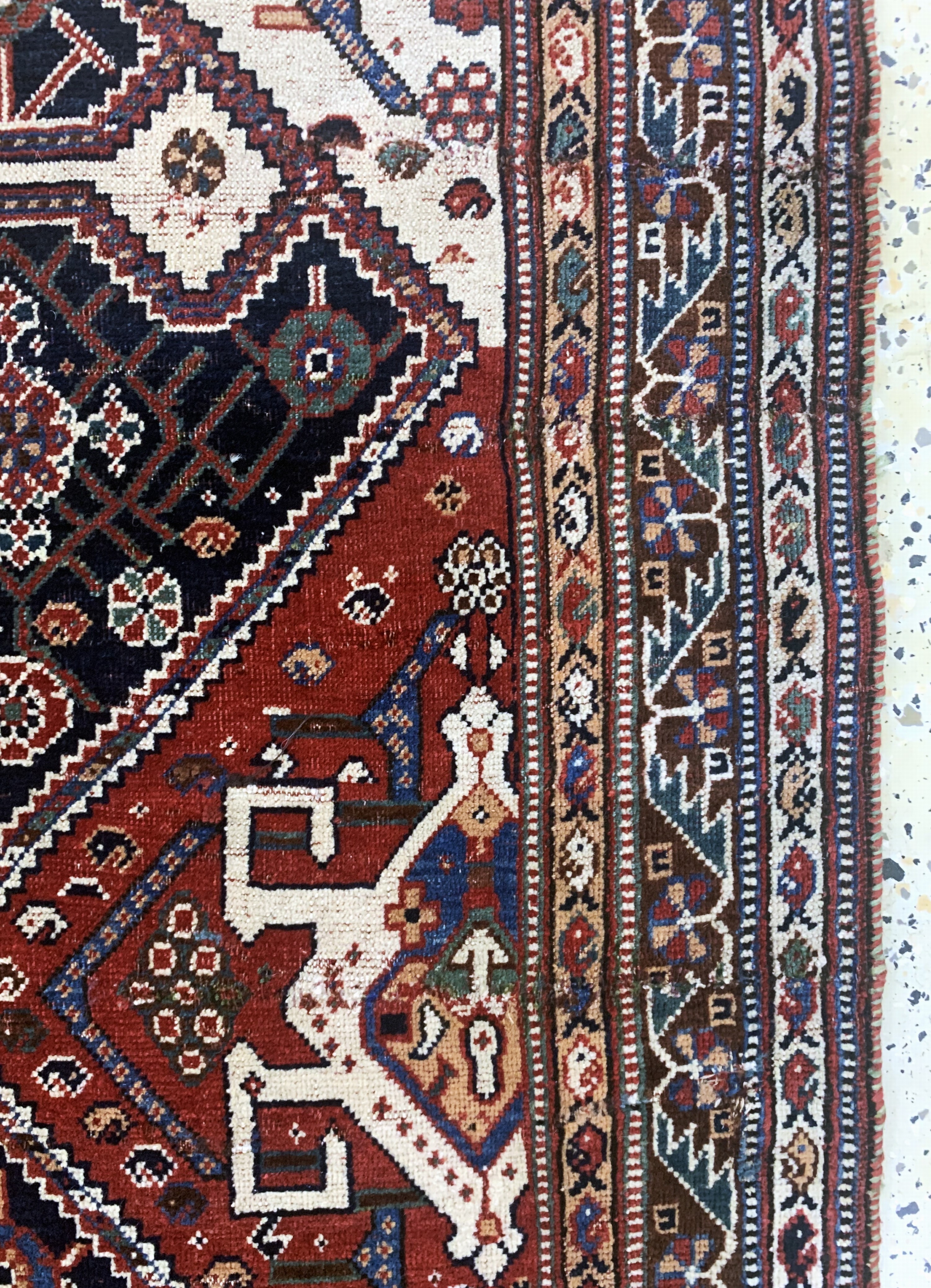 Detail g: Antiker Ghaschgai, Persien, 19.Jhd, Wolle auf Wolle, ca. 187 x 130 cm, restauriert, EHZ:2(gleichmäßig dünn)