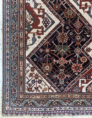 27008228b - Antiker Ghaschgai, Persien, 19.Jhd, Wolle auf Wolle, ca. 187 x 130 cm, restauriert, ...