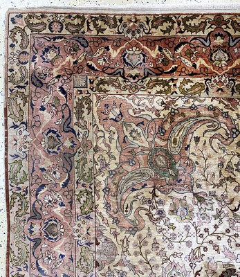 27008355g - Hereke Seide fein, Türkei, um 1940-1950, reine Naturseide, ca. 315 x 207 cm, EHZ: 2-3 ...