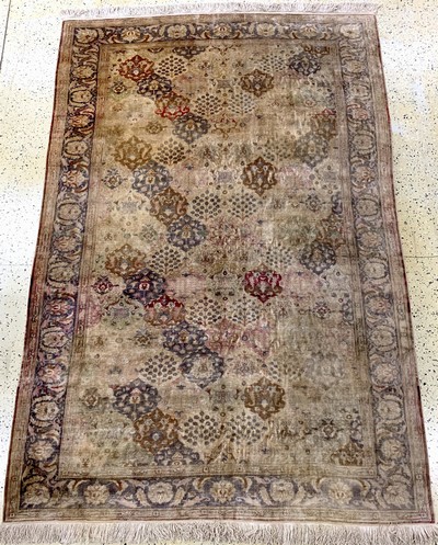 Image Seiden Kayseri alt, Türkei, um 1930-1940, reine Naturseide, ca. 300 x 206 cm, EHZ: 2, ...