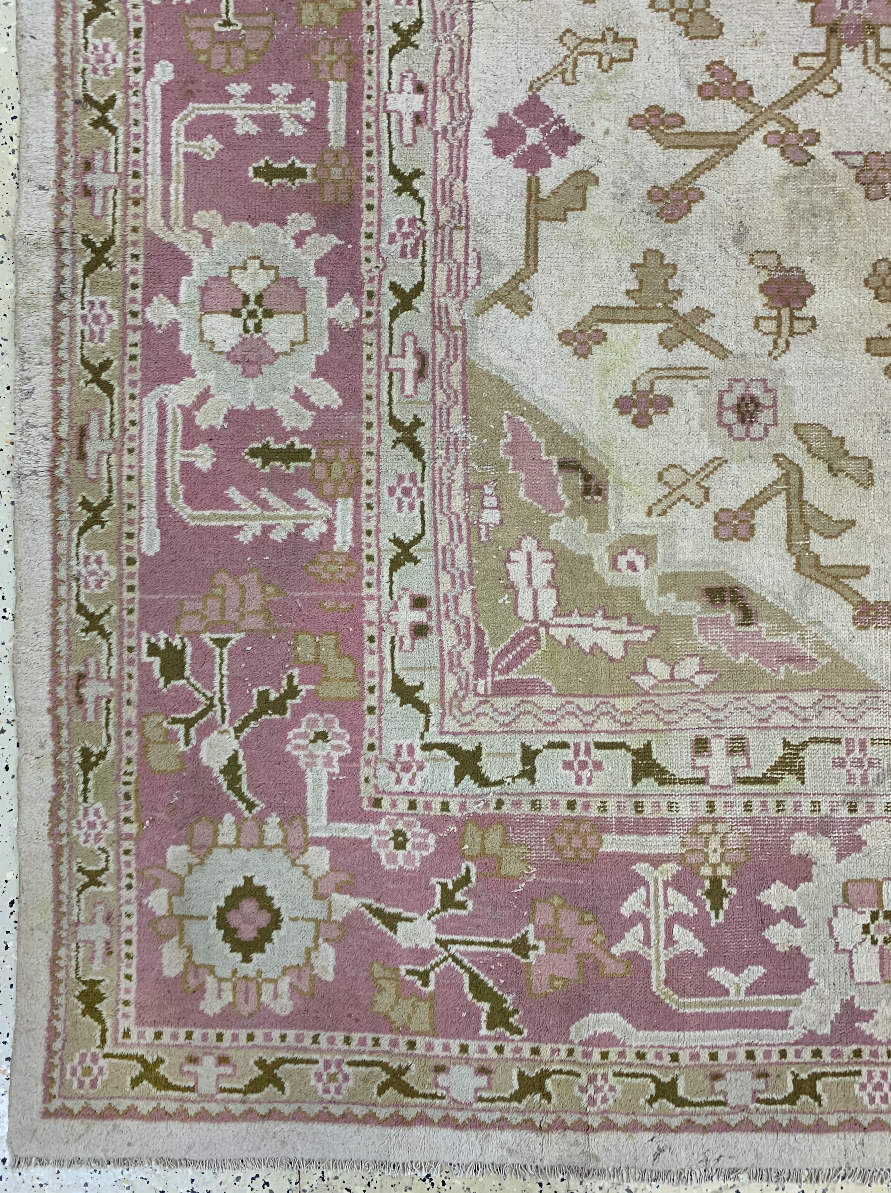 Detail c: Antiker Uschak, Türkei, um 1900, Wolle auf Wolle, ca. 437 x 370 cm, EHZ: 4