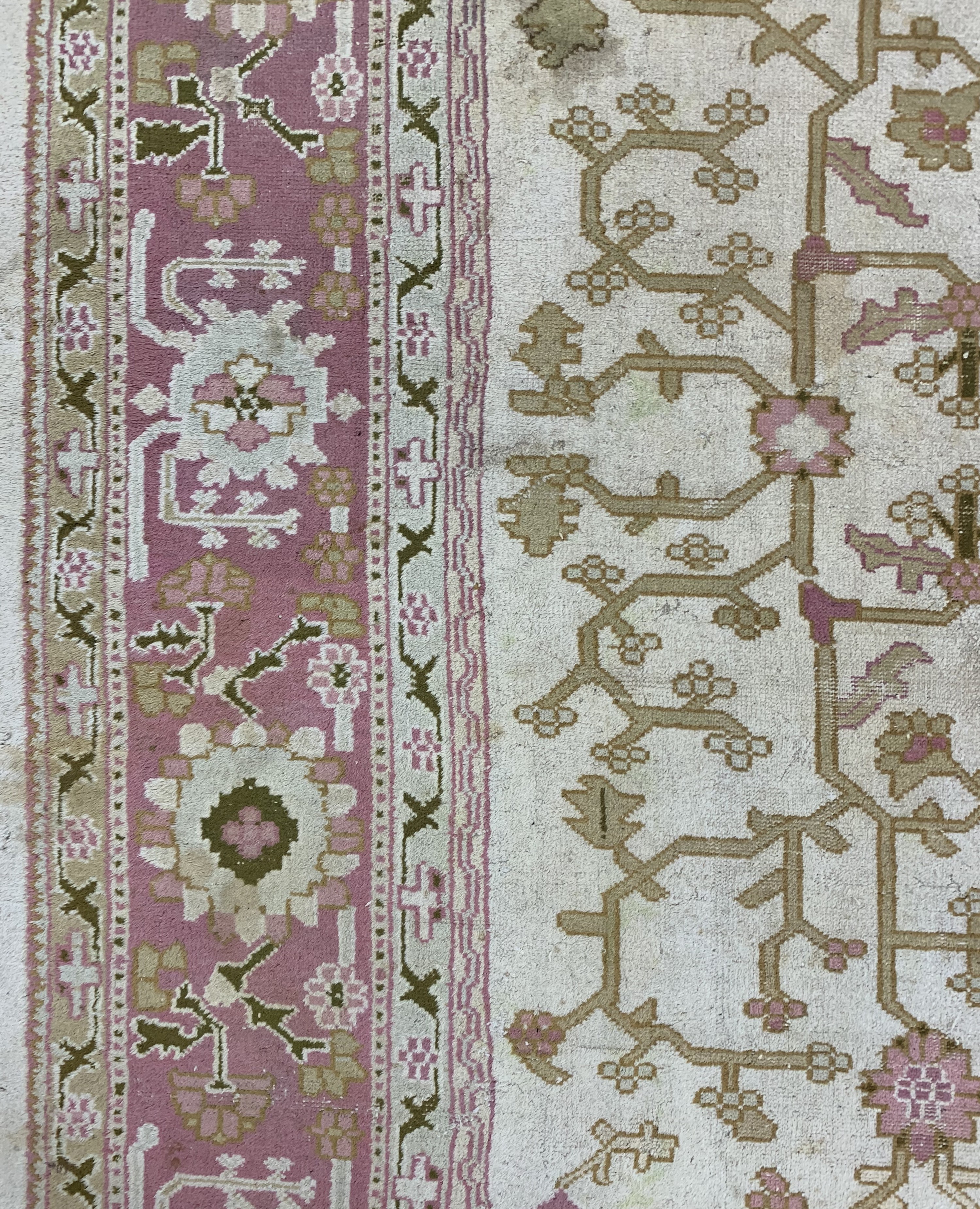 Detail d: Antiker Uschak, Türkei, um 1900, Wolle auf Wolle, ca. 437 x 370 cm, EHZ: 4