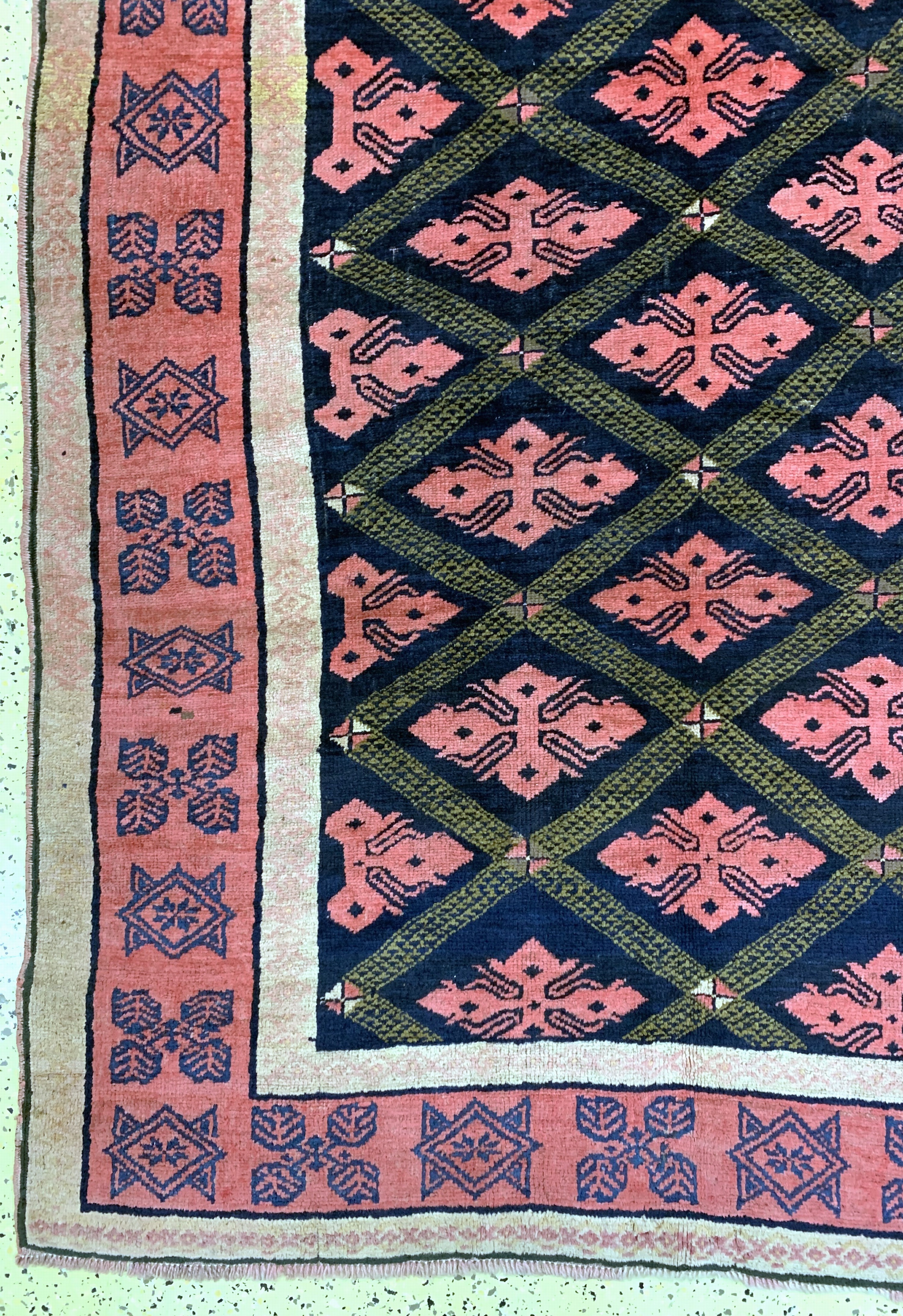 Detail b: Antiker Karabagh"Kelley", Kaukasus, datiert1331(1909), Wolle auf Wolle, ca. 460 x 223 cm,EHZ: 2-3