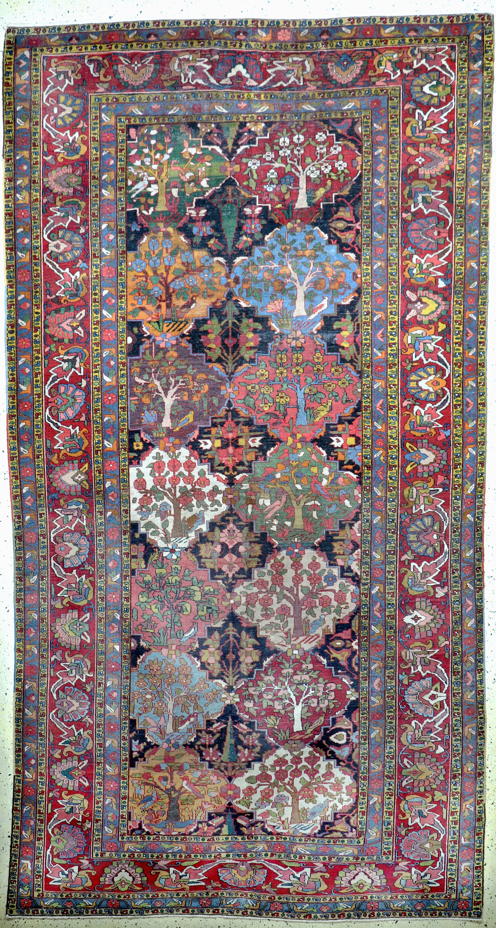 Image 27008585 - Bachtiar´Kelley´, Persien, um 1920-1930, Wolle auf Baumwolle, ca. 402 x 207 cm, EHZ: ...
