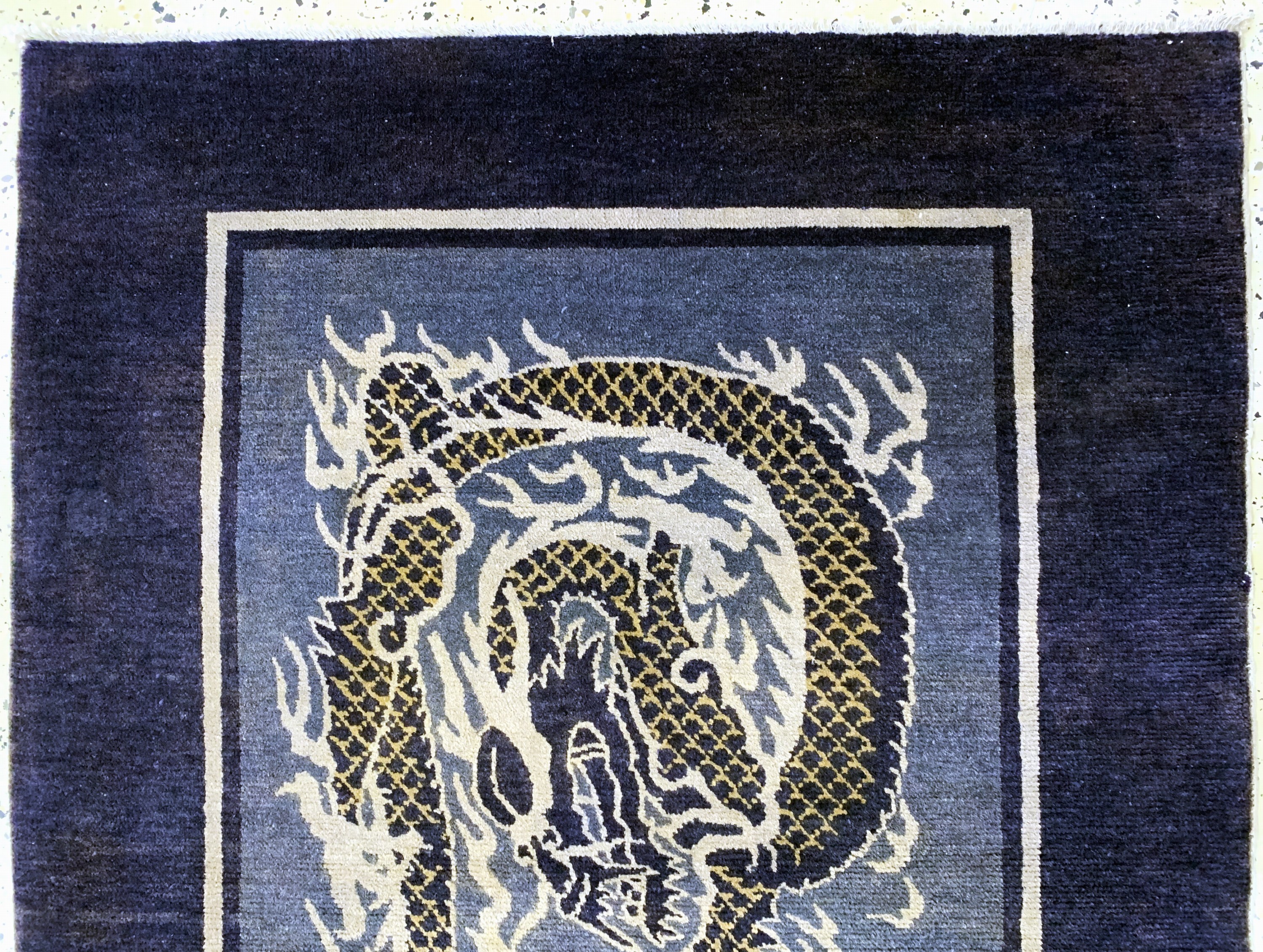 Detail a: Peking"Drachen-Teppich", China, um 1900, Wolle auf Baumwolle, ca. 183 x 100 cm, EHZ: 2,(kleine Restaurierungen)