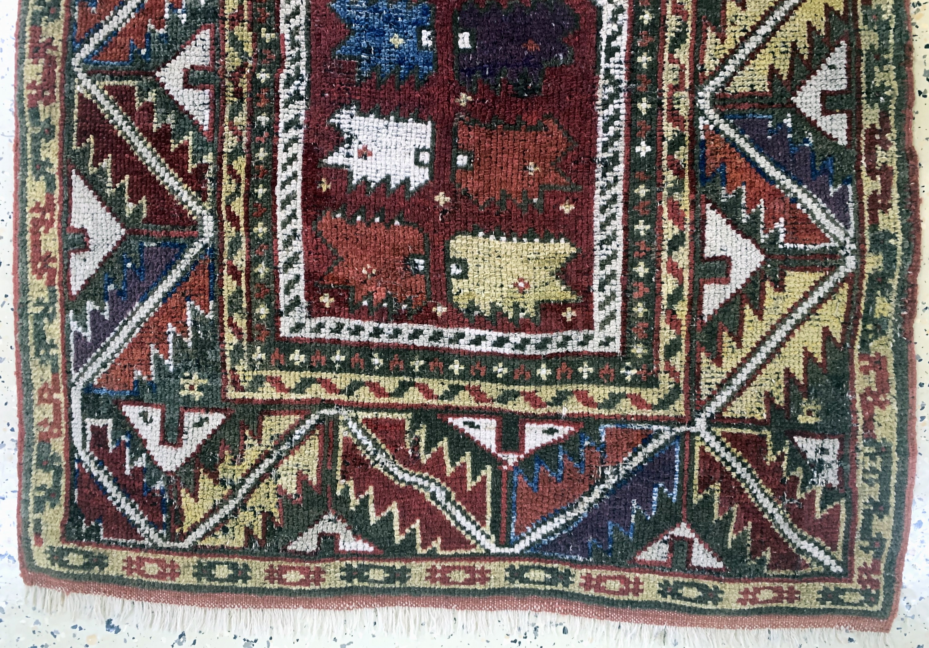 Detail b: Antiker Bergama, Türkei, 19.Jhd, Wolle auf Wolle, ca. 96 x 85 cm, EHZ: 2, (gleichmäßig dünn)