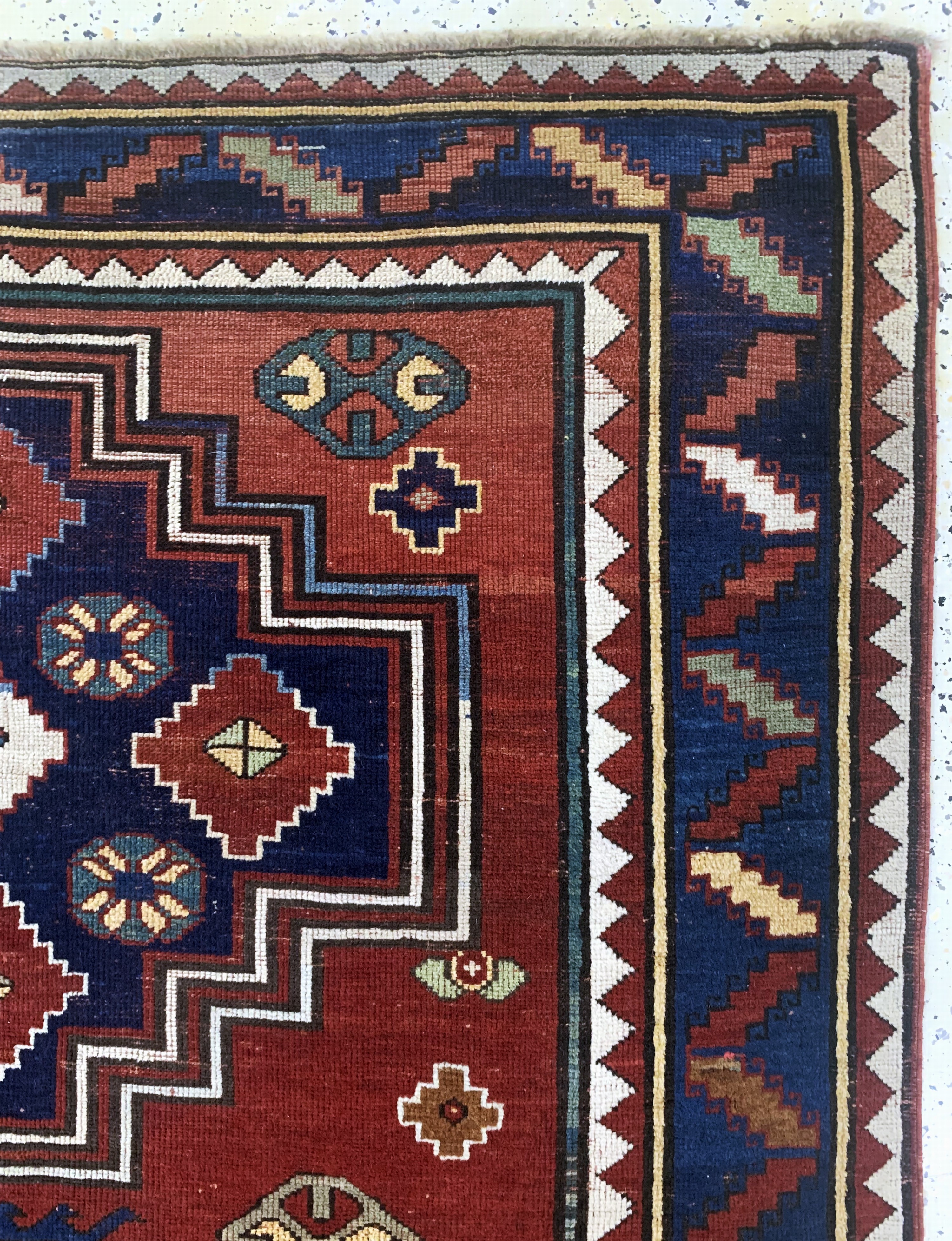 Detail f: "Loripampak"Kazak antik, Kaukasus, 19.Jhd, Wolle auf Wolle, ca. 218 x 150 cm, restauriert, EHZ: 2, (gleichmäßig dünn)