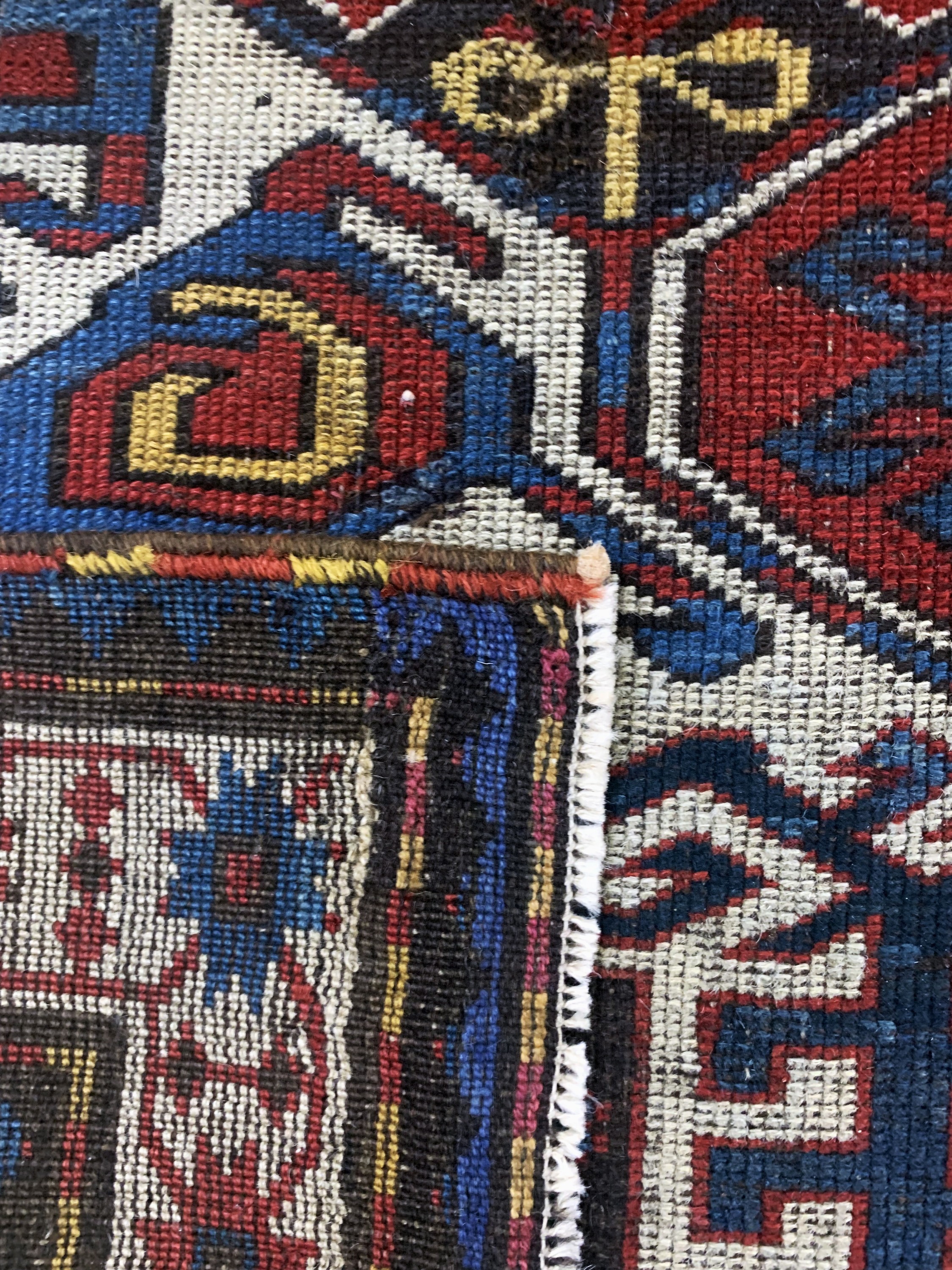 Detail f: "Kasim-Ushag"Kazak antik, Kaukasus, 19.Jhd,Wolle auf Wolle, ca. 208 x 133 cm, restauriert, EHZ: 2, (gleichmäßig dünn)