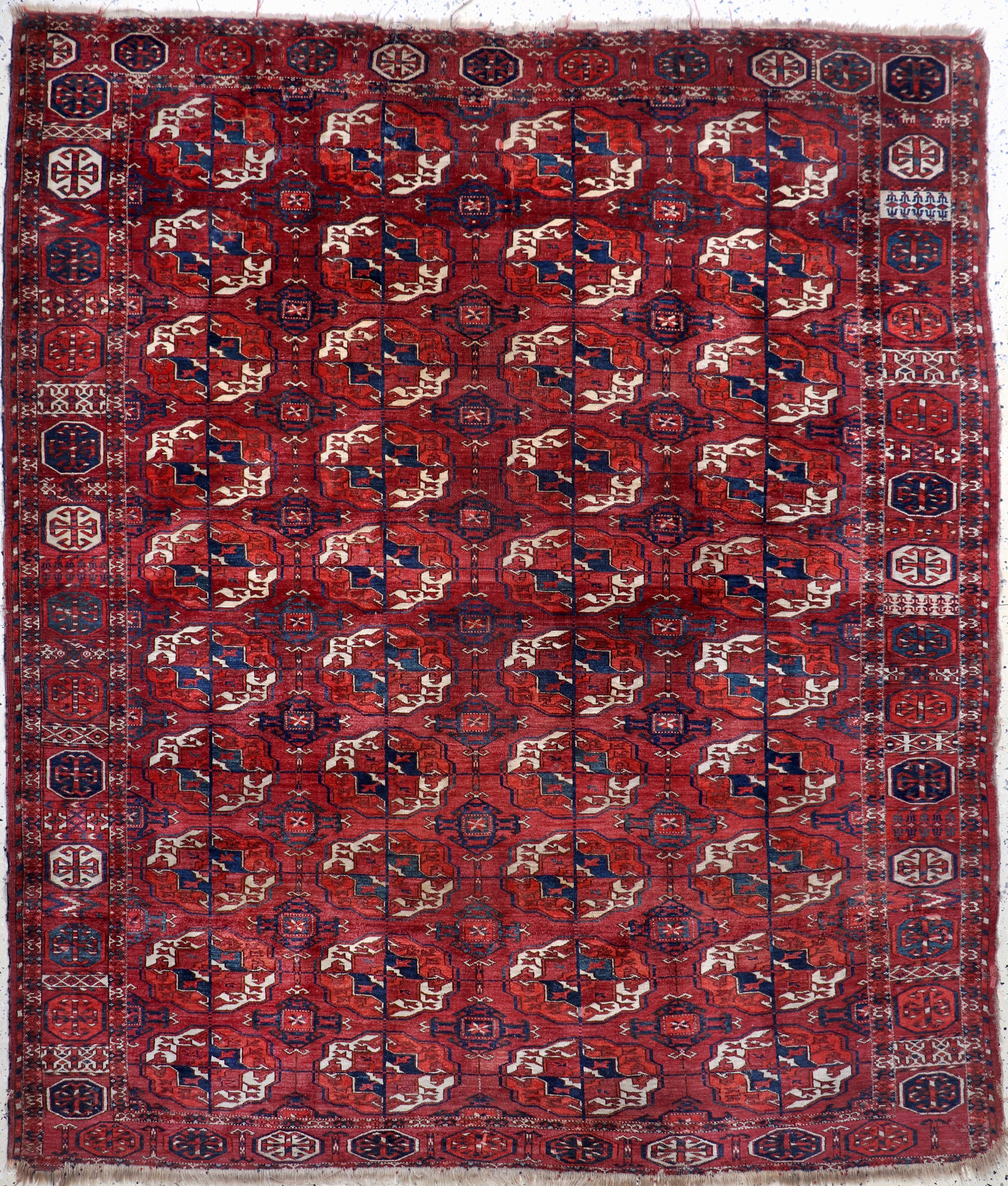 Tekke"Hauptteppich"antik, Turkmenistan, 19.Jhd, Wolle auf Wolle, ca. 235 x 200 cm, EHZ: 3