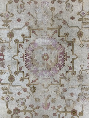 27008573e - Antiker Uschak, Türkei, um 1900, Wolle auf Wolle, ca. 437 x 370 cm, EHZ: 4