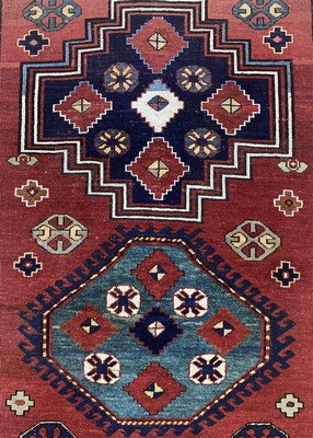 27008597d - ´Loripampak´Kazak antik, Kaukasus, 19.Jhd, Wolle auf Wolle, ca. 218 x 150 cm, ...