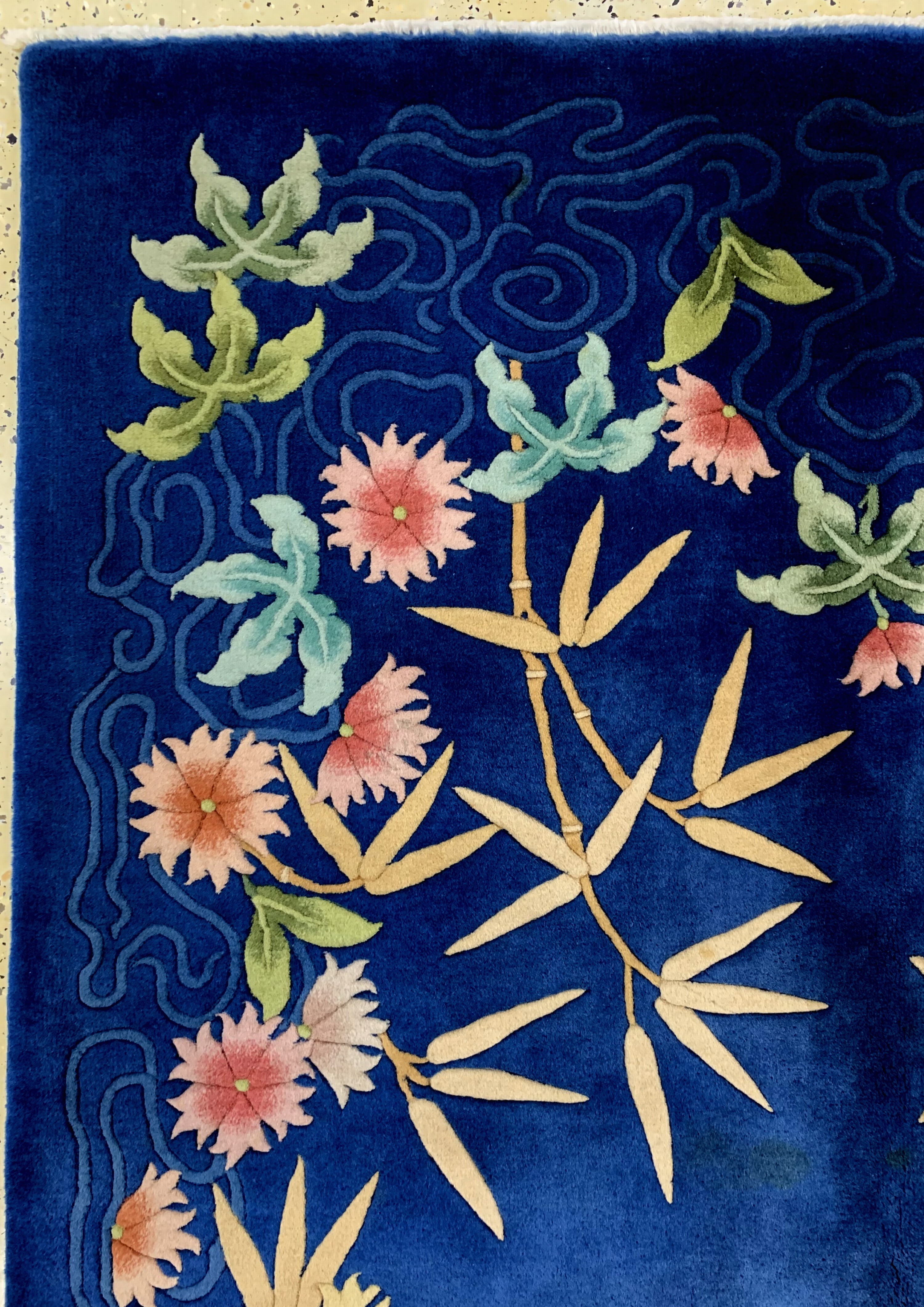 Detail c: Peking"Art-Deco"fein, China, um 1900, Korkwolle auf Baumwolle, ca. 242 x 150 cm, gereinigt, EHZ: 2