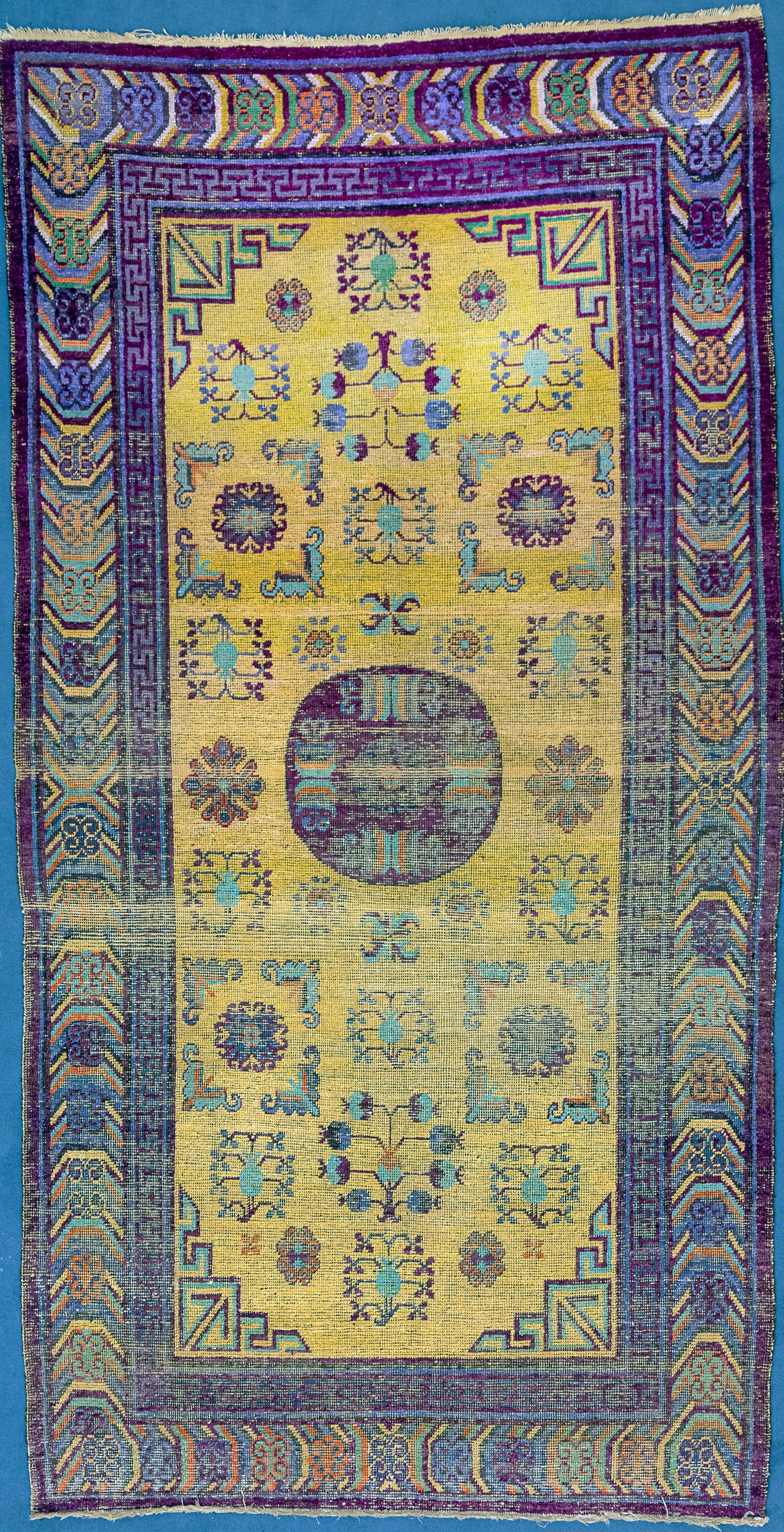 Seiden Khotan antik, Turkestan, 19.Jhd, Seide auf Baumwolle, ca. 272 x 140 cm, EHZ: 3