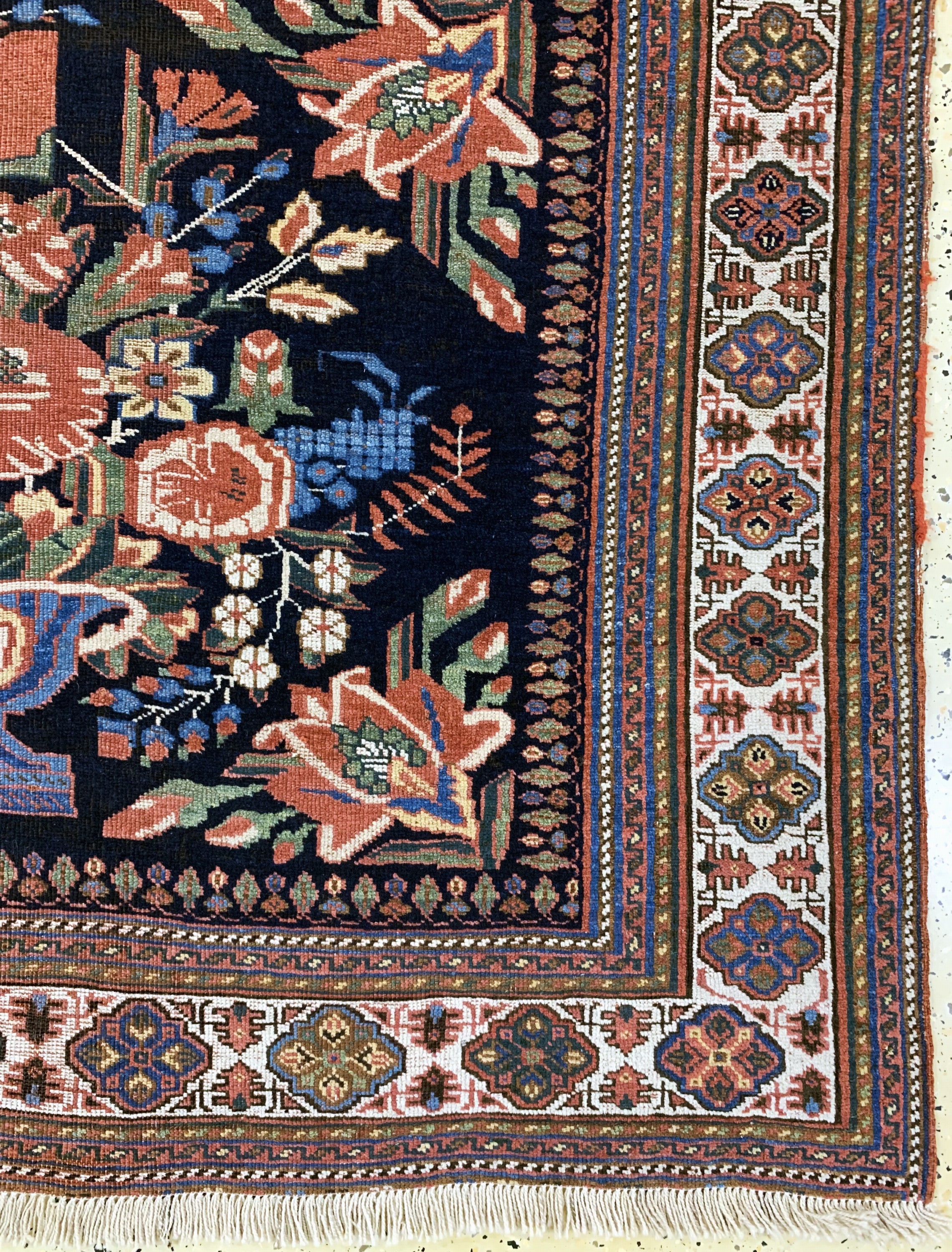 Detail a: Antiker Afschar, Persien, 19.Jhd, Wolle aufWolle, ca. 185 x 150 cm, EHZ:(gleichmäßig dünn)