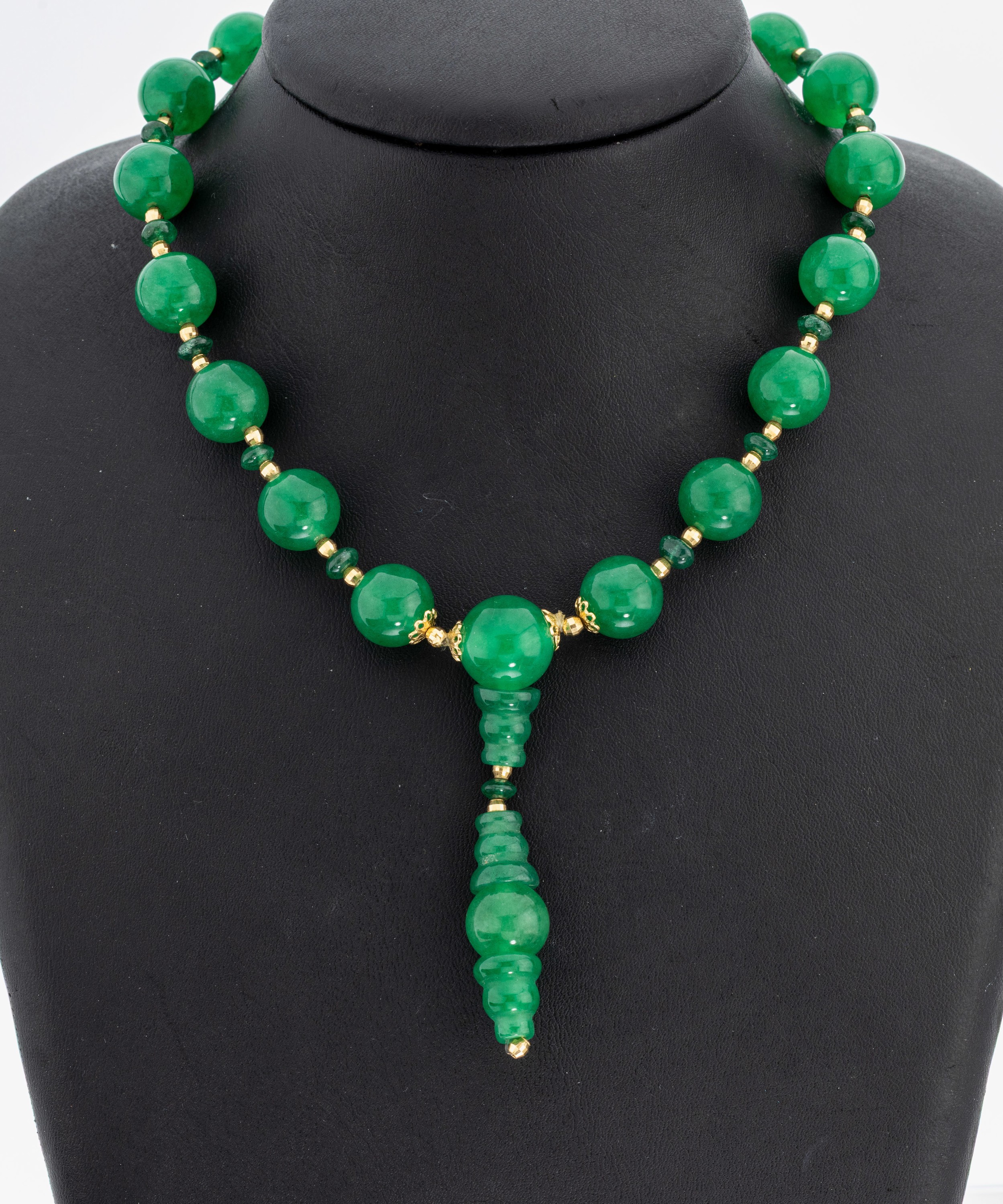 Image 27009322 - Achat-Collier mit 18 kt Gold Schließe, GG 750/000, grüne Achatkugeln, gefärbt, D. ...