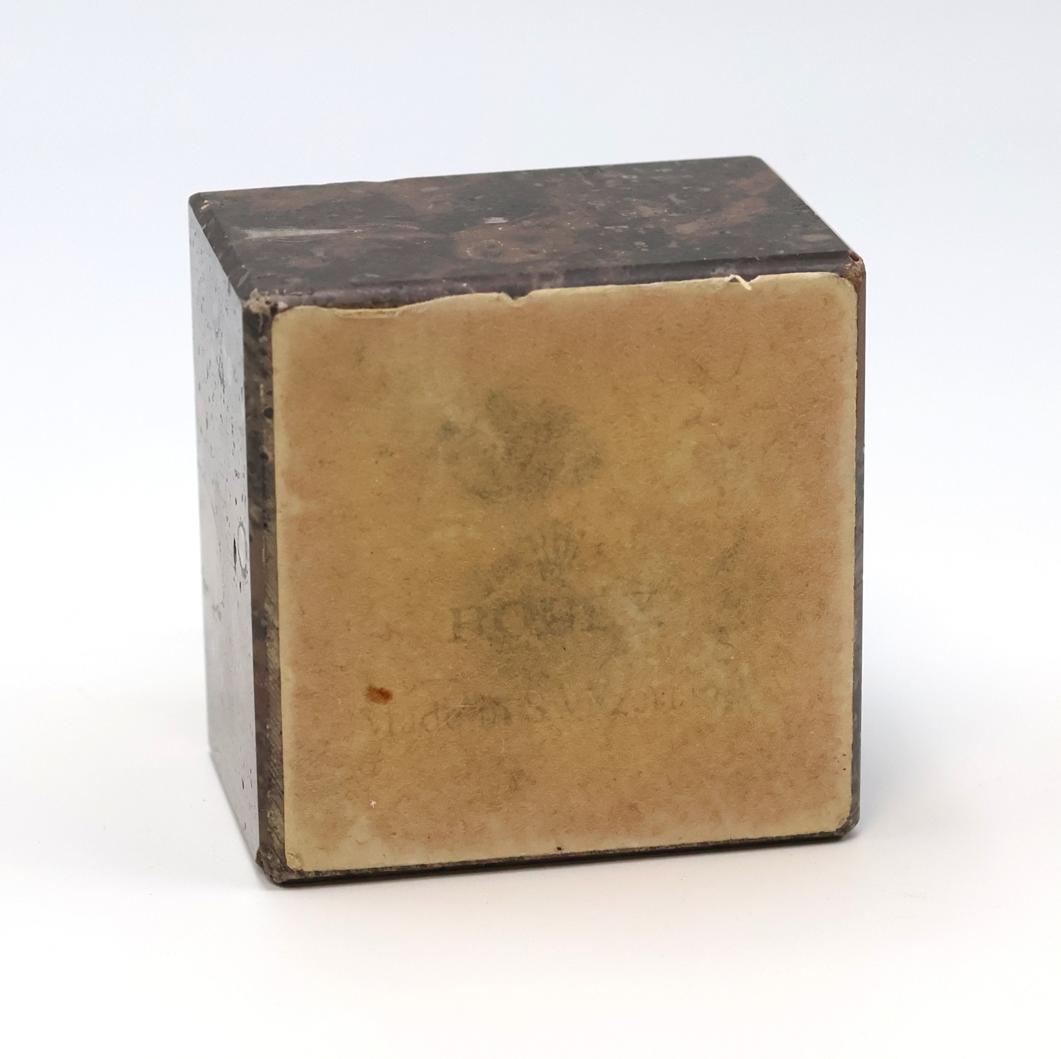 Detail c: ROLEX Tischfeuerzeug auf marmorierten Sockel, Schweiz, M. ca. 6,5 x 6 x 6 cm, Gew. ca. 381g, Funktion ungeprüft
