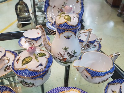 27009937d - Mokkaservice, Rothschild mit blauem Schuppenmuster, Herend, Ungarn, Porzellan, ...