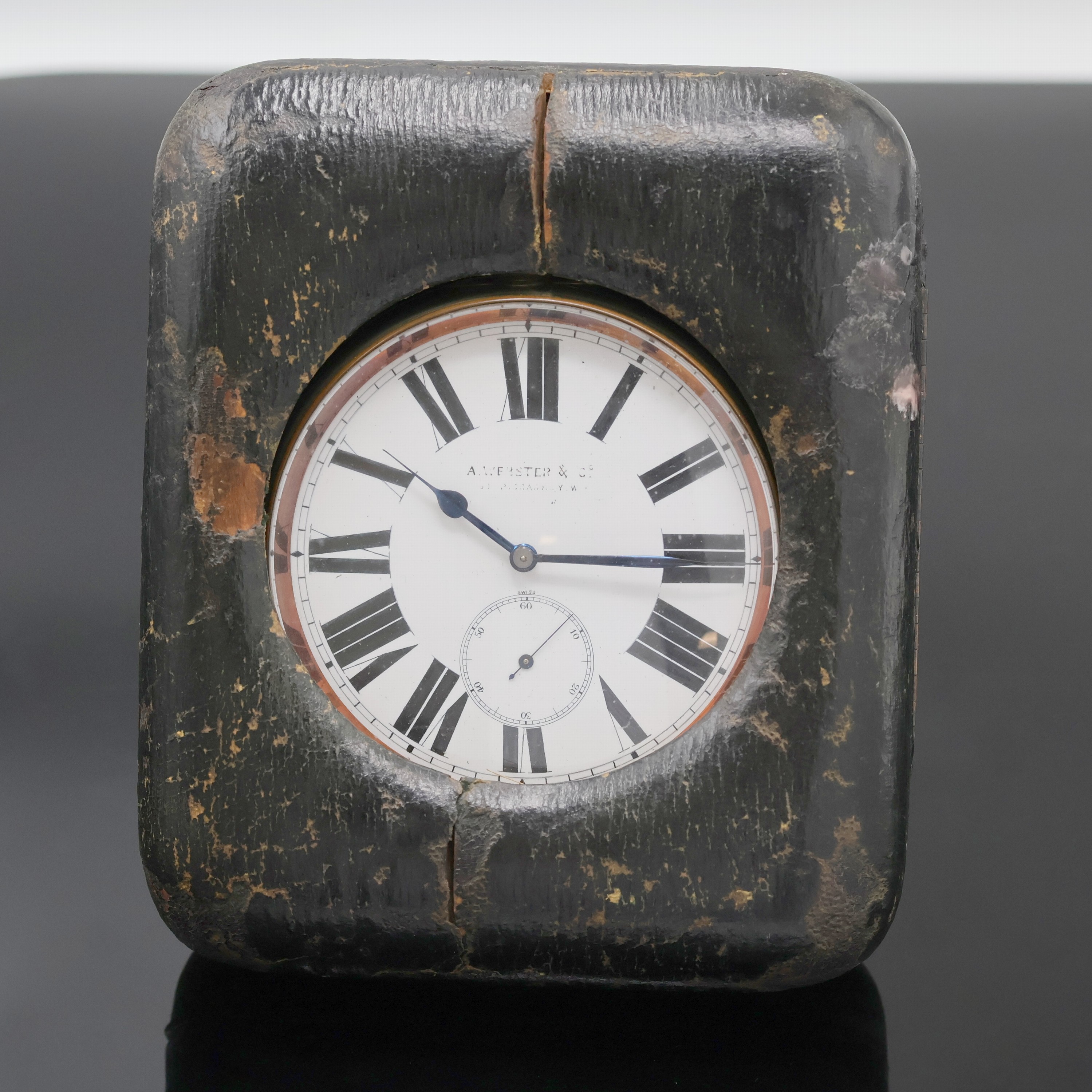 Detail b: A.WEBSTER & Co große Eisenbahner-Taschenuhr in Nickel, Schweiz um 1890, glattes Geh. dell., Emailzifferbl. riss., röm. Zahlen, gebl. Zeiger, kl. ...