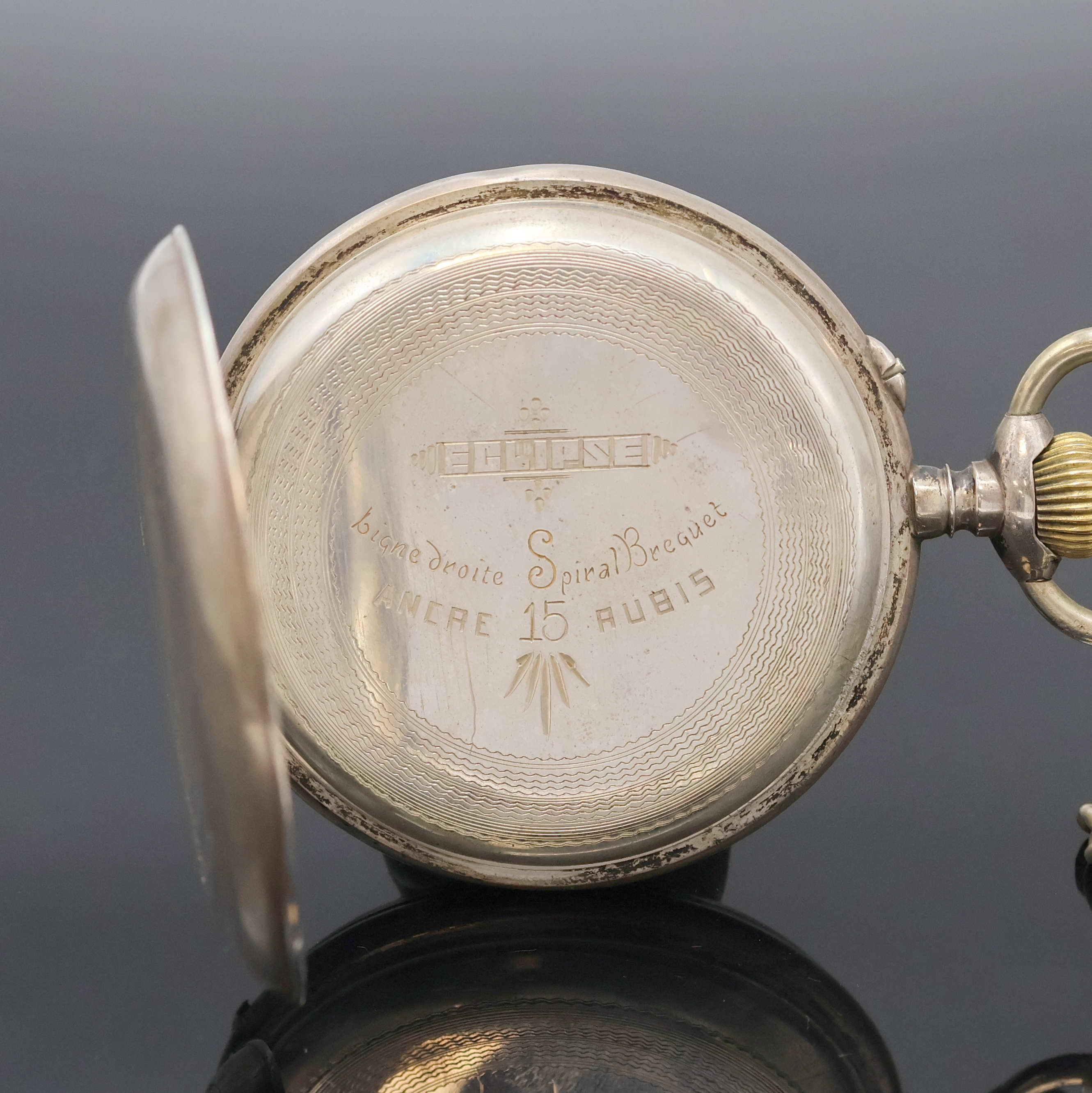 Detail b: ECLIPSE große offene Taschenuhr in Silber mit Nickel-Kette, Schweiz um 1890, Geh. dell., Rückdeckel m. floraler Grav. u. Monogrammspiegel, ...