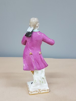 27010133c - Porzellanfigur, KPM Berlin, um 1900, Flötenspieler, bunt bemalt, min. best. am ...