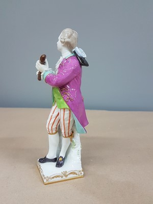 27010133d - Porzellanfigur, KPM Berlin, um 1900, Flötenspieler, bunt bemalt, min. best. am ...