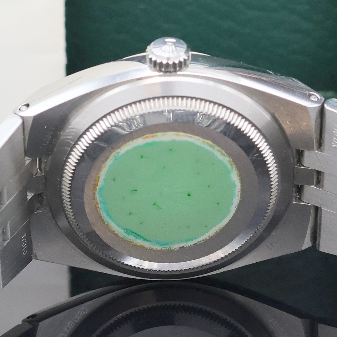 Detail g: ROLEX Oysterquartz Datejust Herrenarmbanduhr Referenz 17014, Schweiz verk. lt. beil. Zertifikat 02/1998, Chronometer der Superlative in Edelstahl ...
