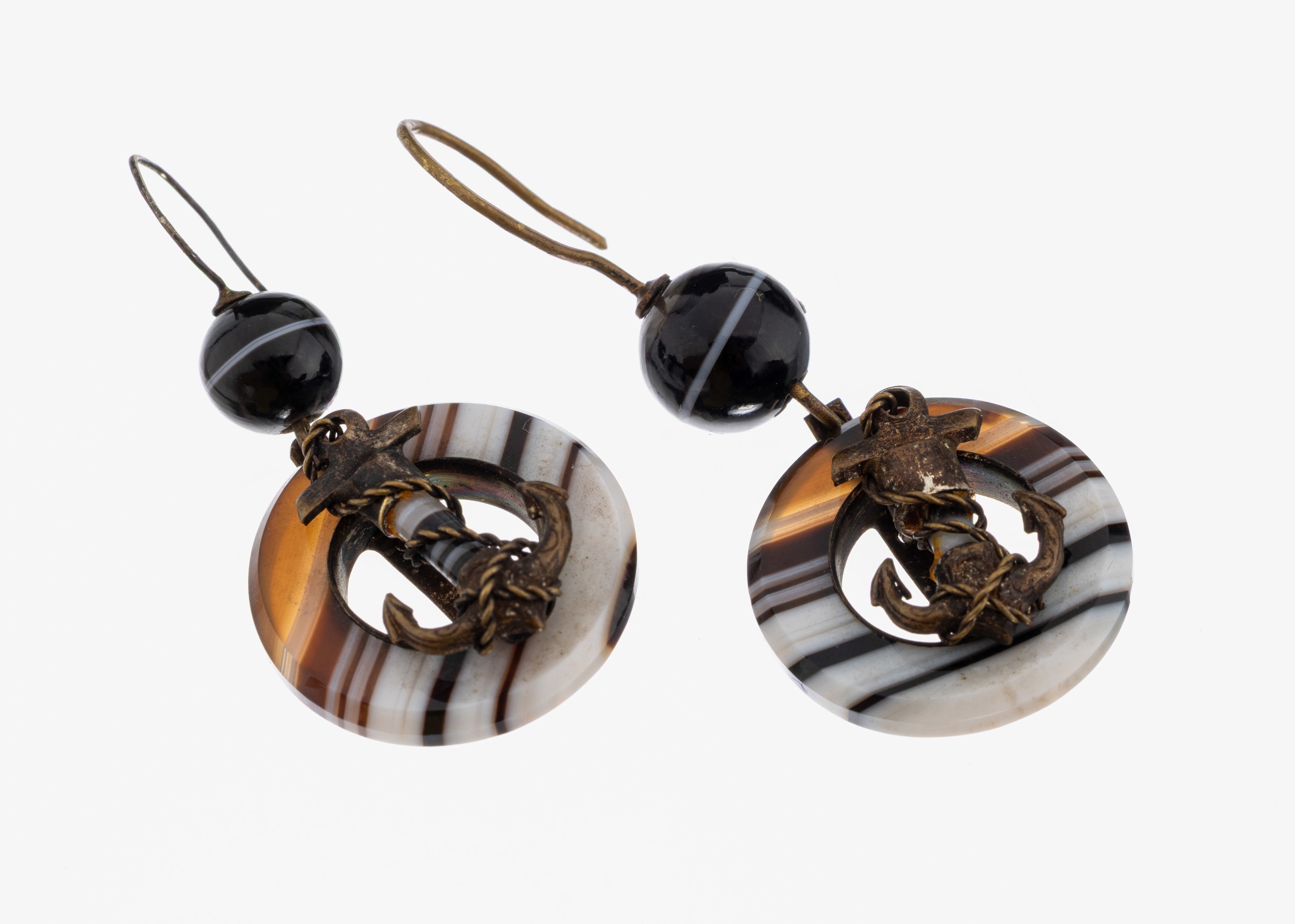 Image 27010254 - Paar Achat-Ohrhänger, Idar-Oberstein um 1890- 1900, länglich bewegl., runder ...