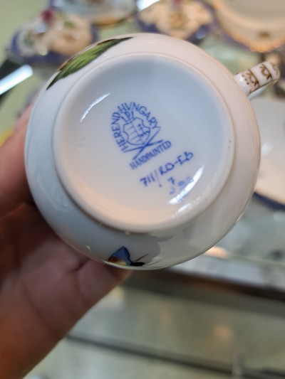 27010239d - Mokka- bzw. Espressoservice, Herend Ungarn, 20. Jh., Dekor Rothschild mit blauem ...