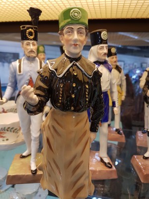 27010258b - 11 Porzellanfiguren der sog. ´Hüttenparade´, Potschappel, Dresden, Porzellan, farbig ...