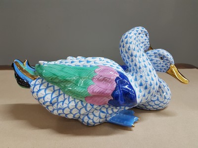 27010277c - Porzellanfigur, Herend Ungarn, 20. Jh., Entenpaar, bunt bemalt und mit blauem ...