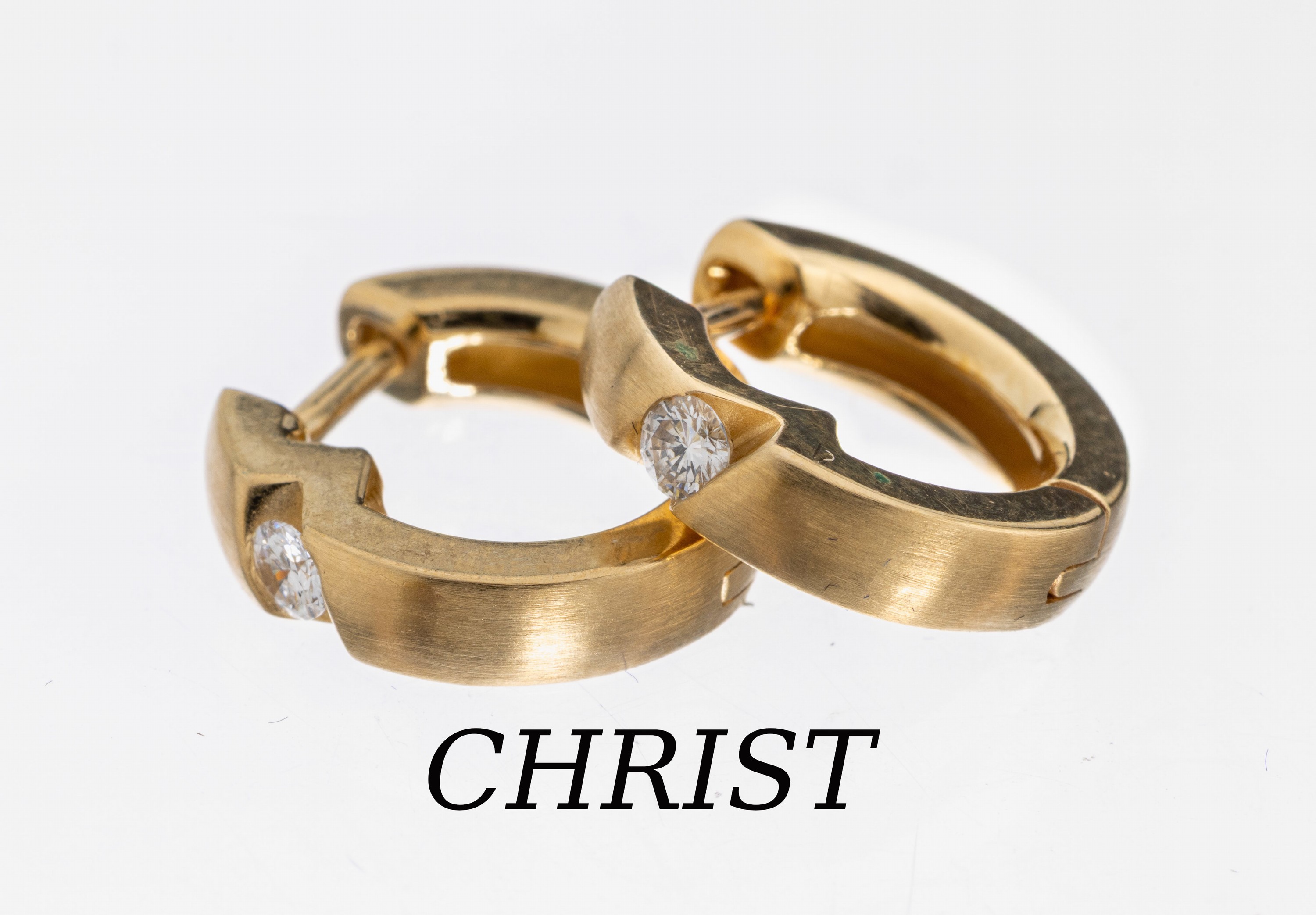 Image 27010392 - Paar 14 kt Gold CHRIST Brillant-Ohrcreolen, GG 585/000, Oberfläche sat., 2 Brillanten ...