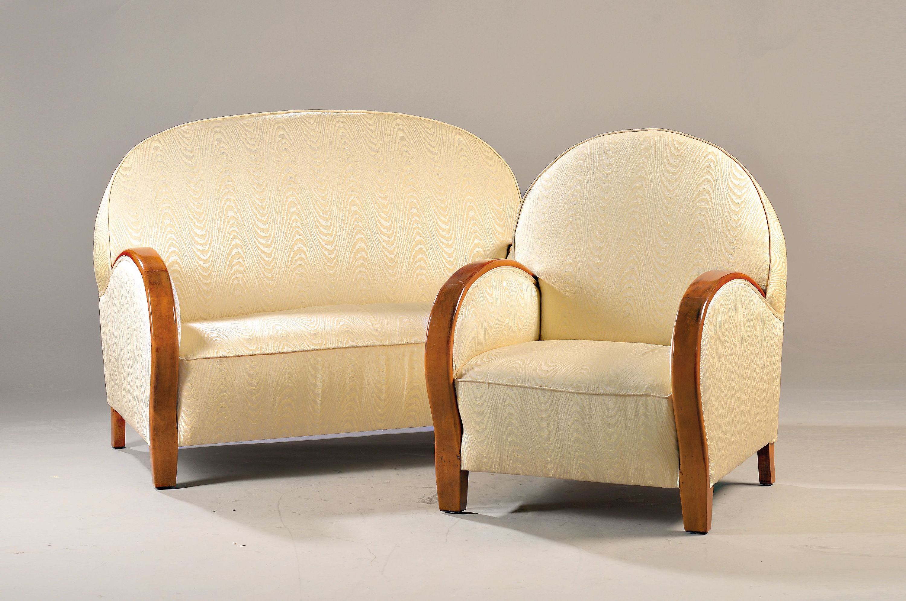 Image 27011162 - Art-Deco Sitzgruppe, Frankreich, um 1930, Gestell Nußbaum massiv, bestehend aus 3 ...