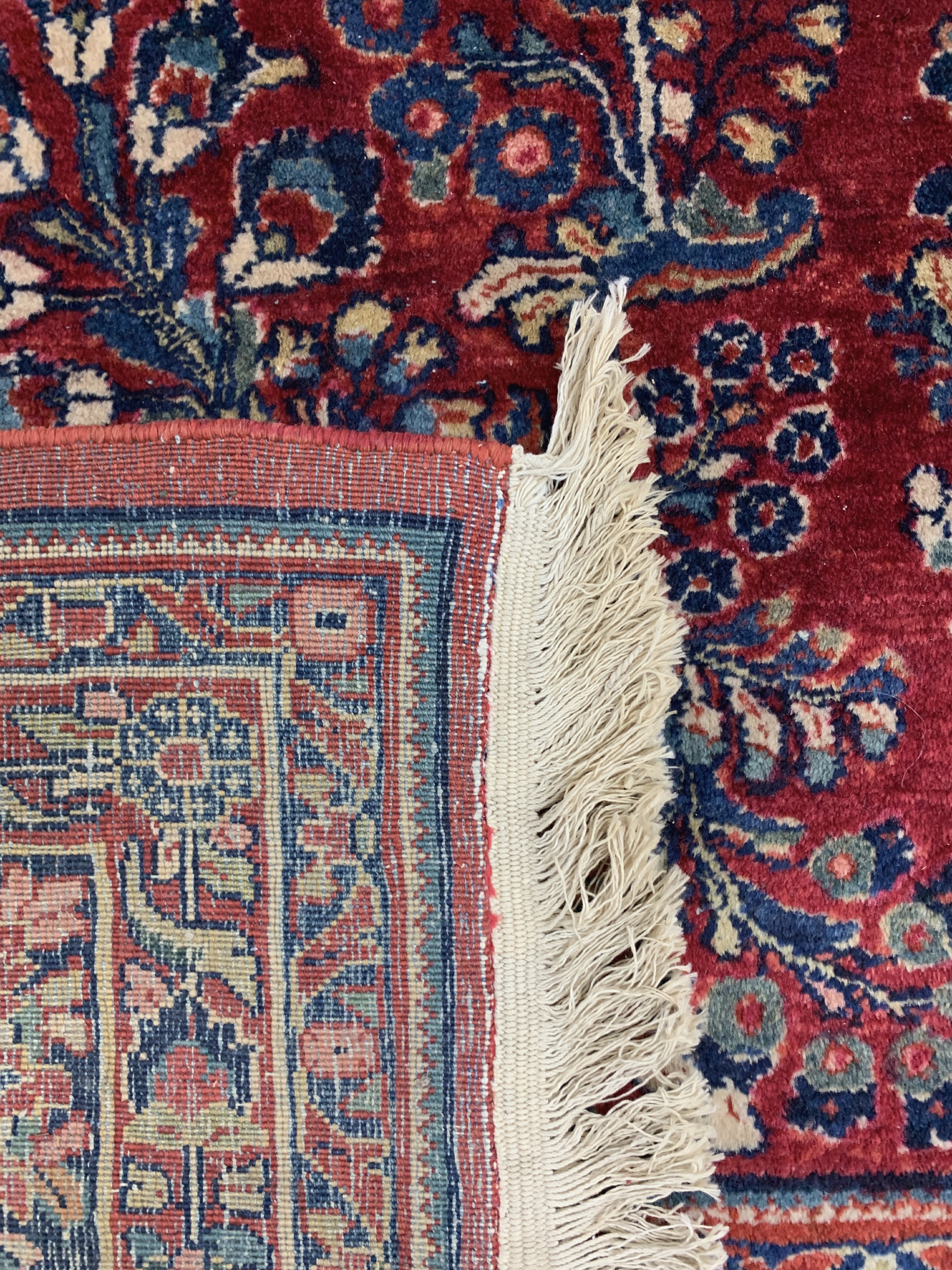 Detail l: Us Re-Import Sarogh, Persien, Anfang 20.Jhd, Wolle auf Baumwolle, ca. 545 x 320 cm,EHZ: 2, (kleine restaurierungen)