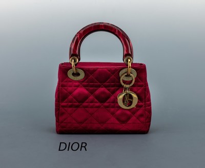 Image DIOR Lady Mini vintage, Chrystal Silk/SatinTasche, bourdeauxfarbenes Seide/Satin, typ. ...