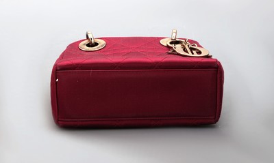 27011155b - DIOR Lady Mini vintage, Chrystal Silk/SatinTasche, bourdeauxfarbenes Seide/Satin, typ. ...