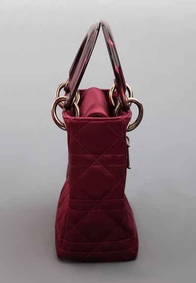 27011155c - DIOR Lady Mini vintage, Chrystal Silk/SatinTasche, bourdeauxfarbenes Seide/Satin, typ. ...