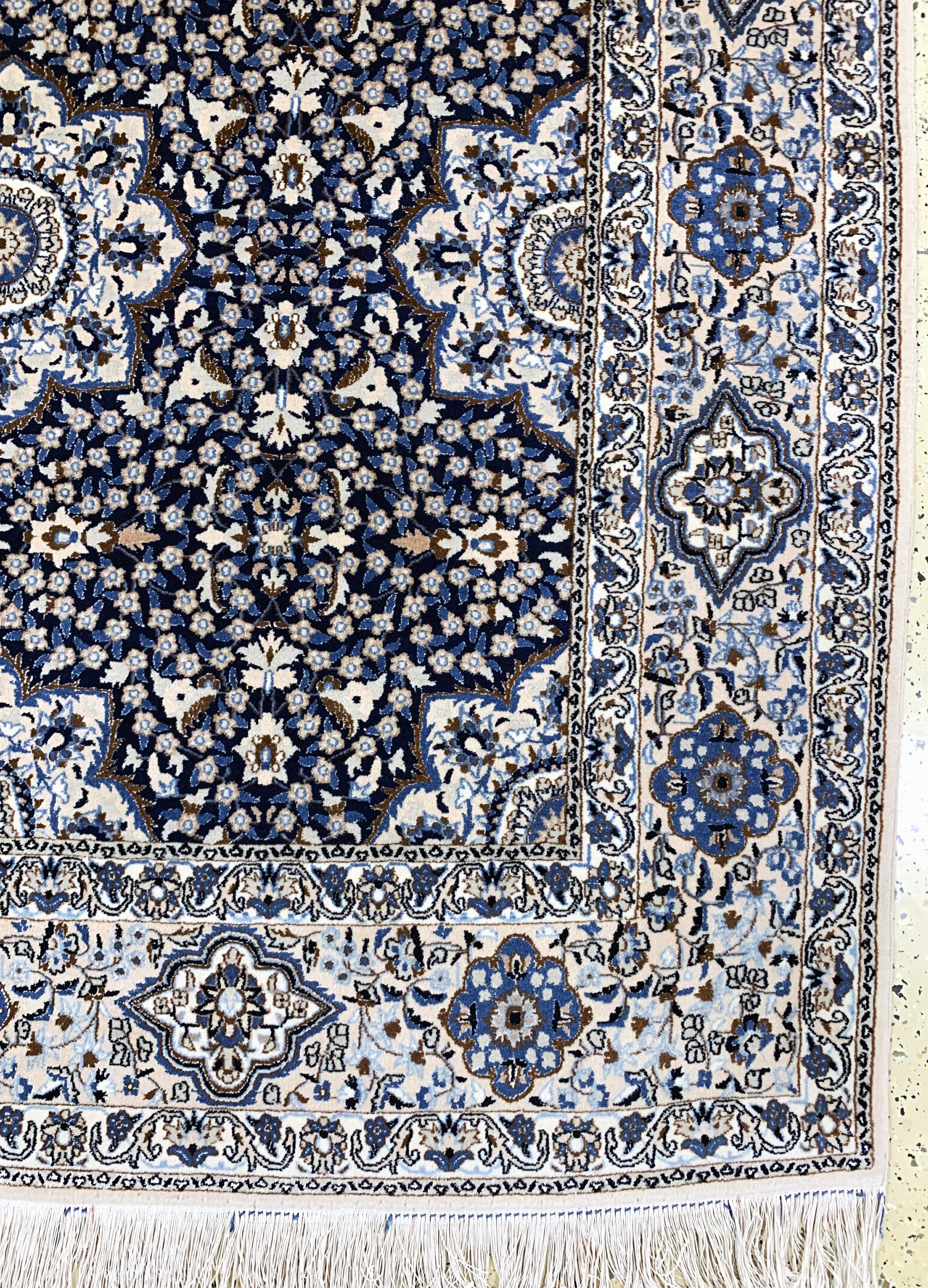 Detail a: Nain fein(9 La), Persien, Ende 20.Jhd, Korkwolle mit Seide, ca. 280 x 170 cm, ca. 500.000 Kn/qm, EHZ: 2