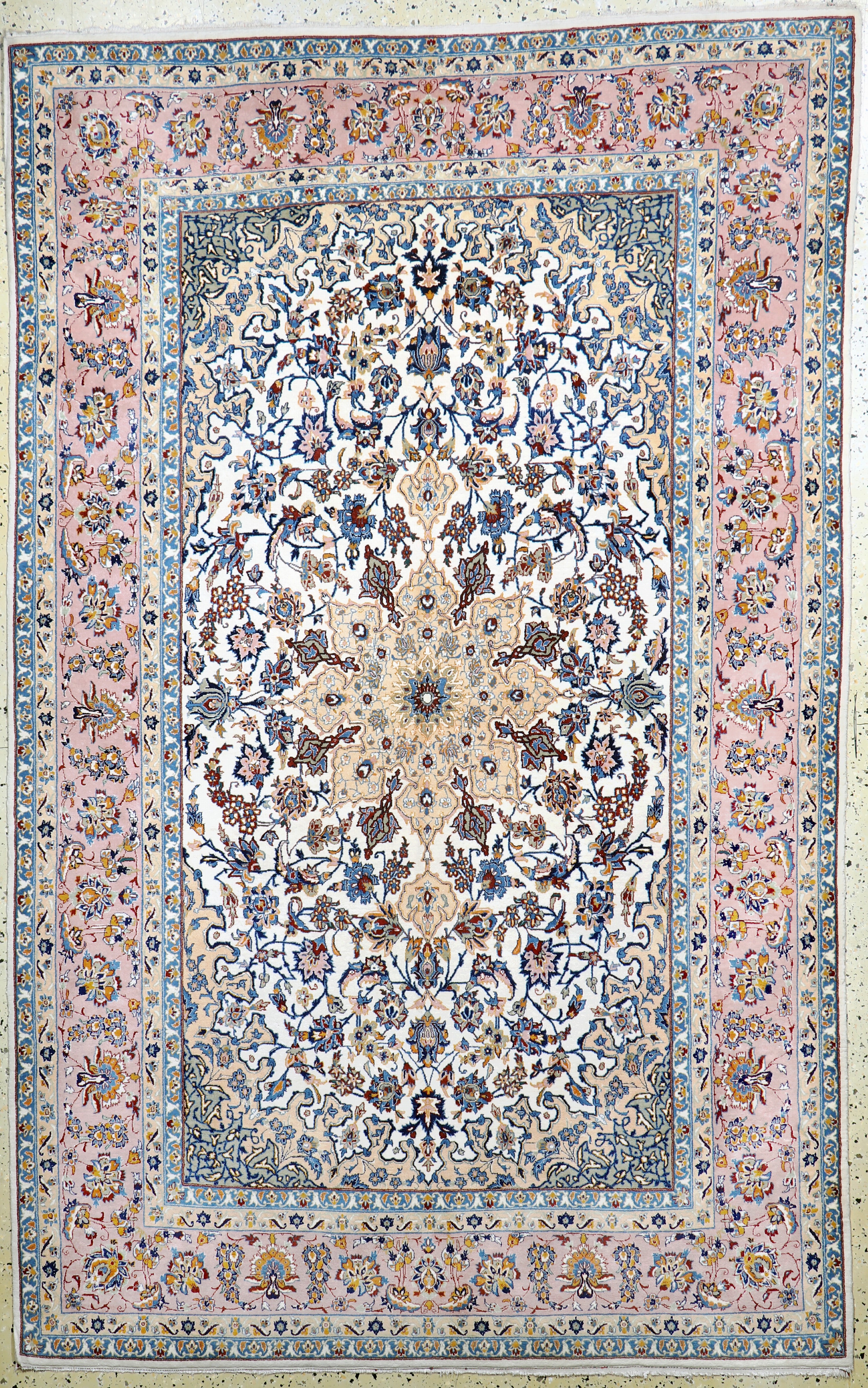 Image 27011260 - Esfahan fein, Persien, Mitte 20.Jhd, Korkwolle auf Seide, ca. 244 x 154 cm, EHZ: 2 ...