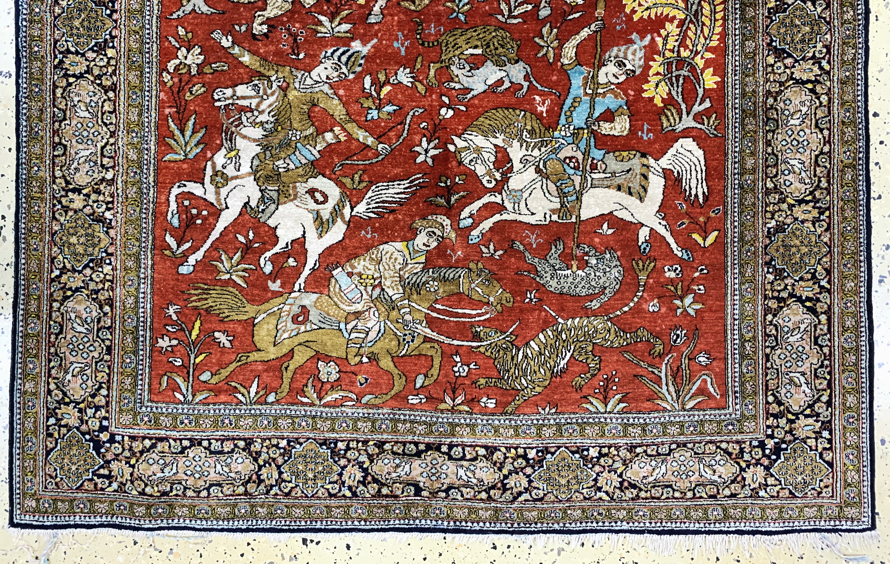 Detail b: Ghom Seide"Jagd-Motiv", Persien, Mitte 20.Jhd, reine Naturseide, ca. 205 x 140 cm, EHZ: 2