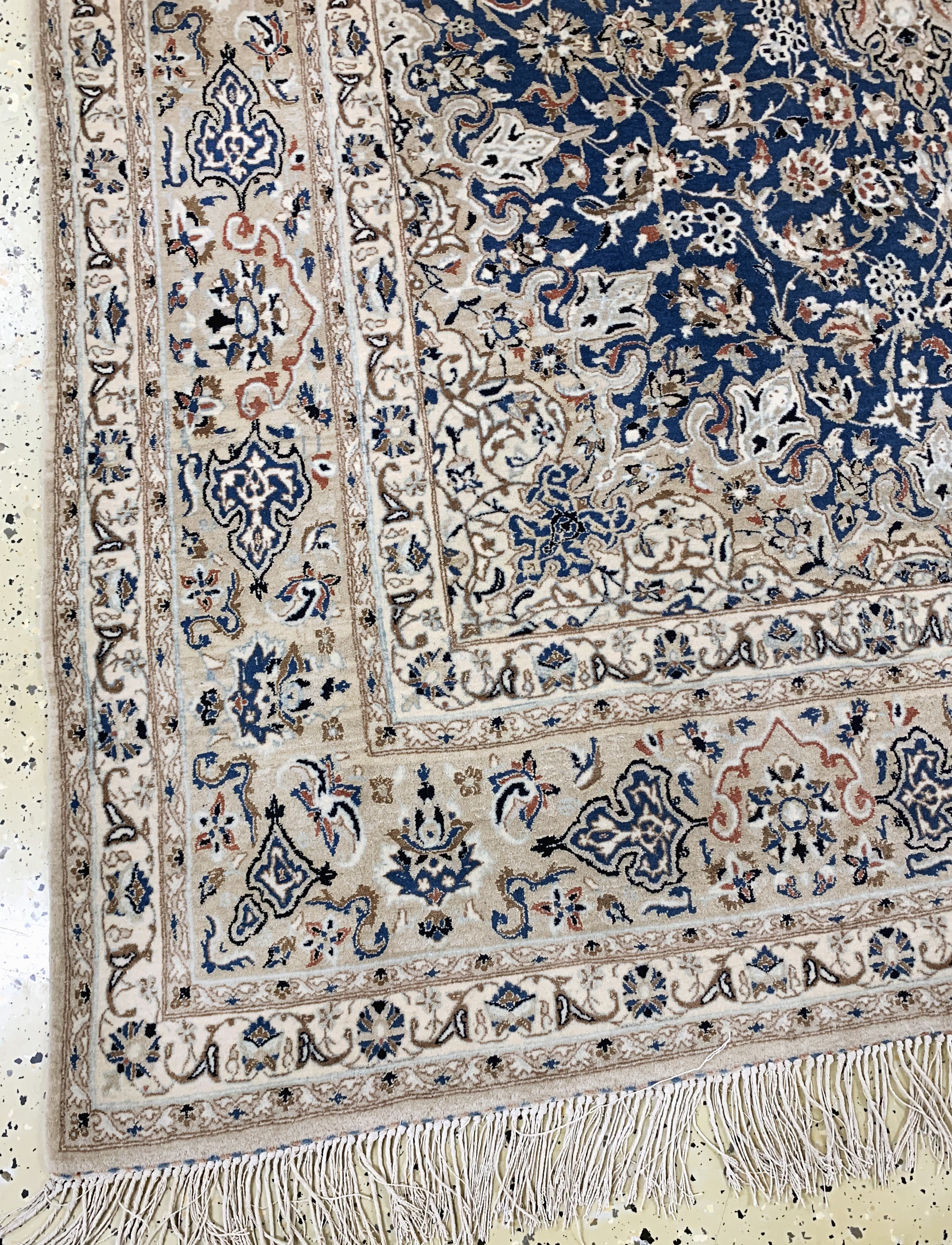 Detail b: Nain"Tudeschk"fein, Persien, Anfang 20.Jhd,Korkwolle mit Seide, ca. 275 x 170 cm, Reinigungsbedürftig, EHZ: 2