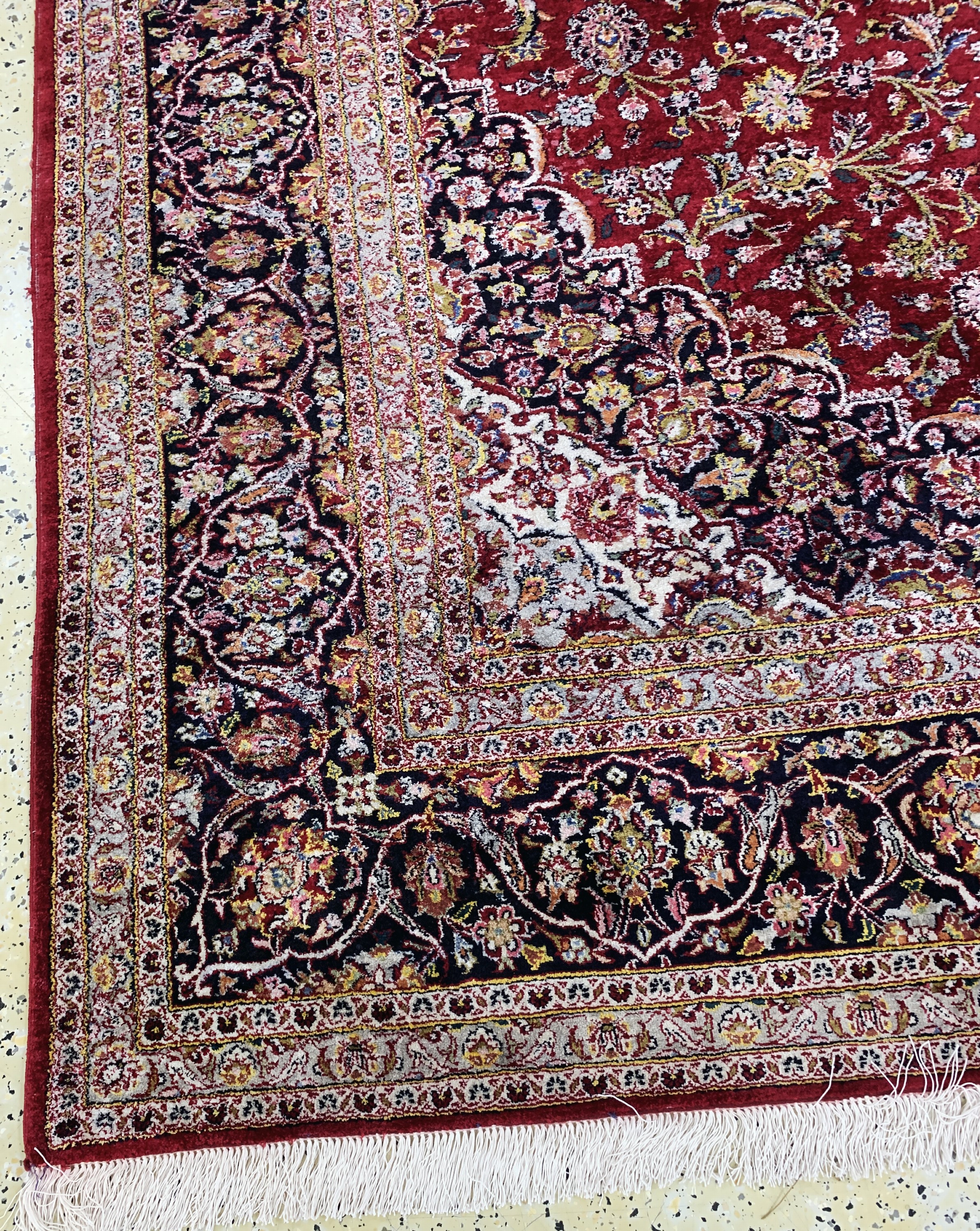 Detail i: Seiden Keschan, Persien, Mitte 20.Jhd, reine Naturseide, ca. 320 x 215 cm, leicht verfärbt, EHZ: 2
