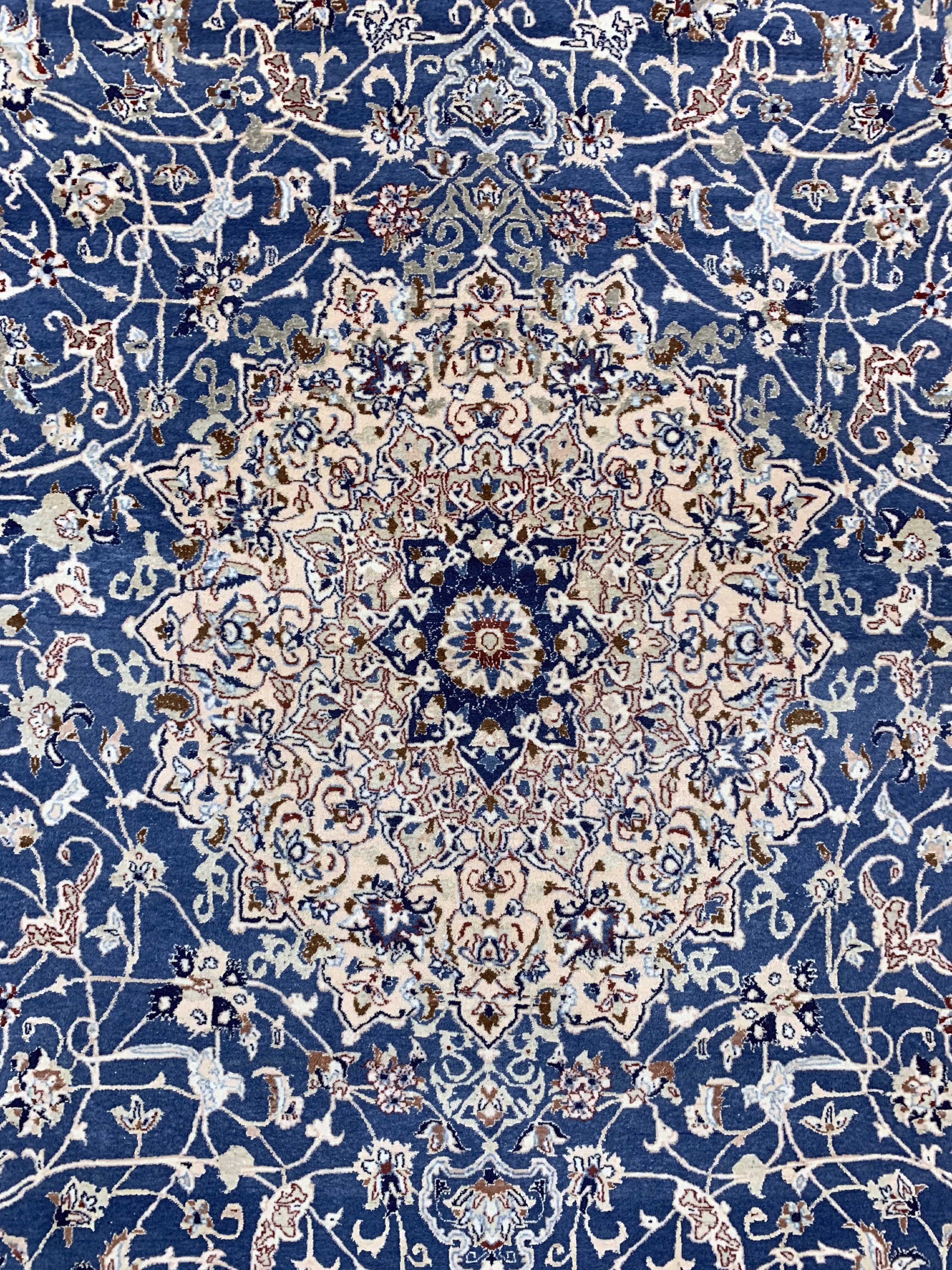 Detail e: Nain"Tudeschk"fein, Persien, Anfang 20.Jhd,Korkwolle mit Seide, ca. 337 x 207 cm, EHZ: 2