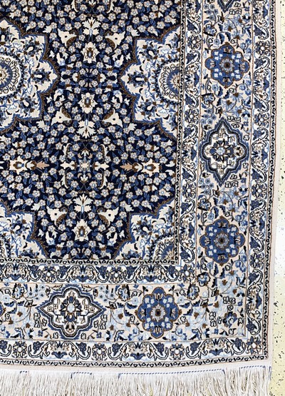 27011257a - Nain fein(9 La), Persien, Ende 20.Jhd, Korkwolle mit Seide, ca. 280 x 170 cm, ca. ...