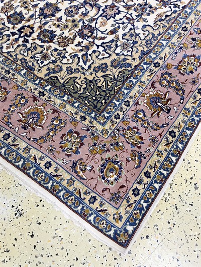 27011260d - Esfahan fein, Persien, Mitte 20.Jhd, Korkwolle auf Seide, ca. 244 x 154 cm, EHZ: 2 ...