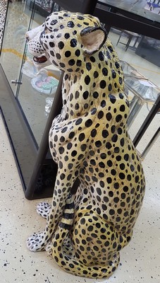 27011278b - Zwei lebensgroße Geparden, Italien, Keramik, wohl 1970er Jahre, handbemalt, H. 92/97 ...