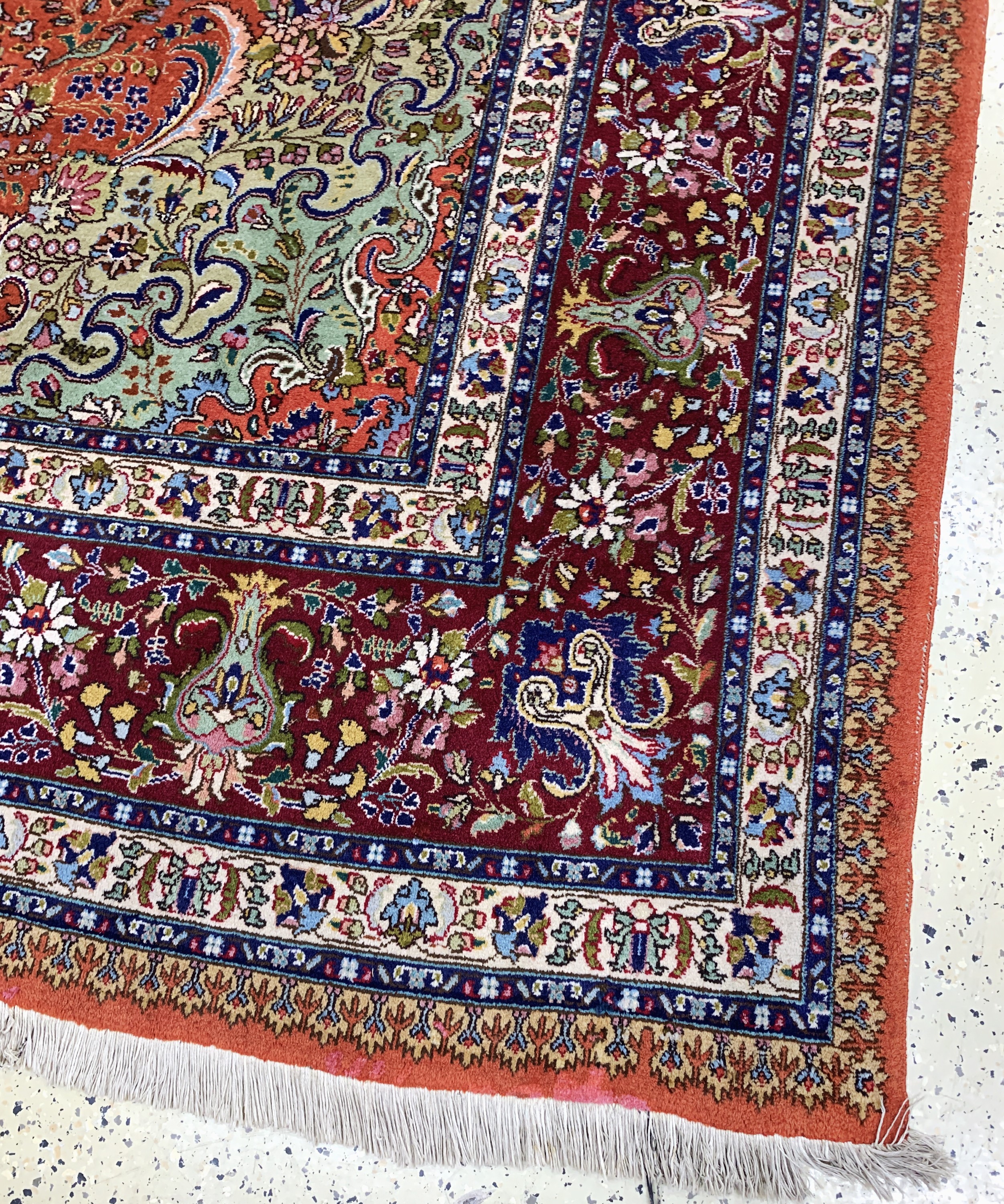 Detail a: Täbriz(40 Raj), Persien, Mitte 20.Jhd, Wolle auf Baumwolle, ca. 420 x 305 cm, EHZ: 2,(kleine restaurierungen)