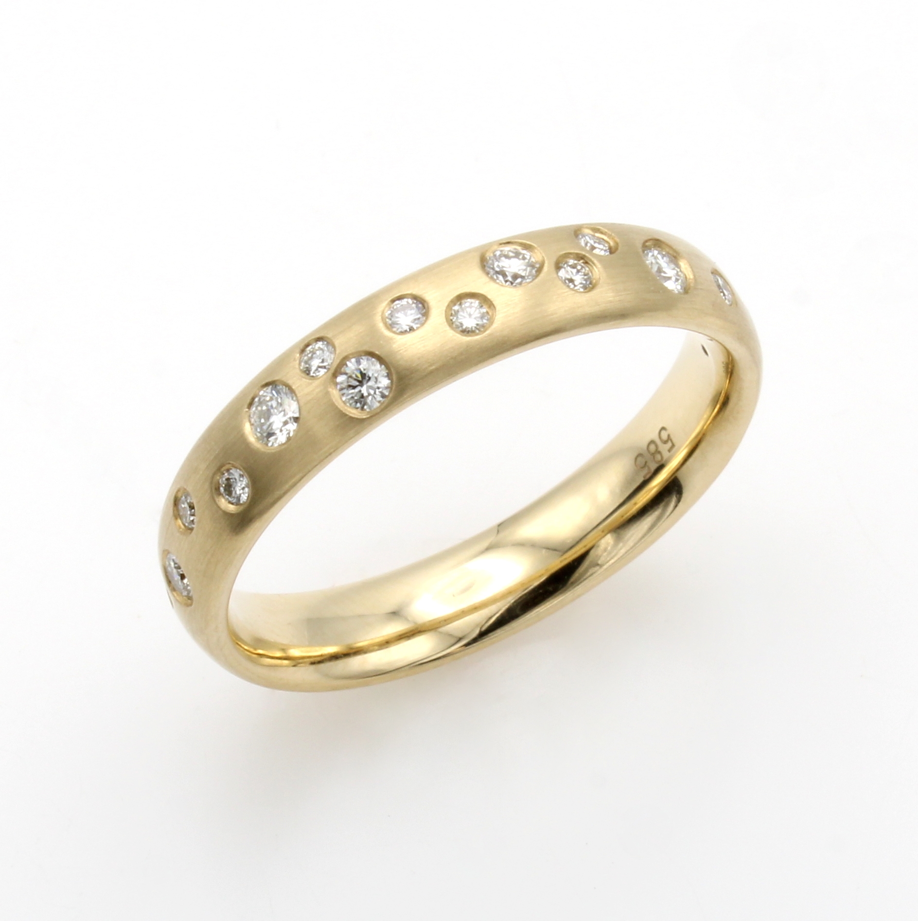 Image 27011473 - Ring mit Brillanten, GG 585/000, matt., 16 Brill. zus. ca 0.25 ct Weiß/lupenrein, RW ...