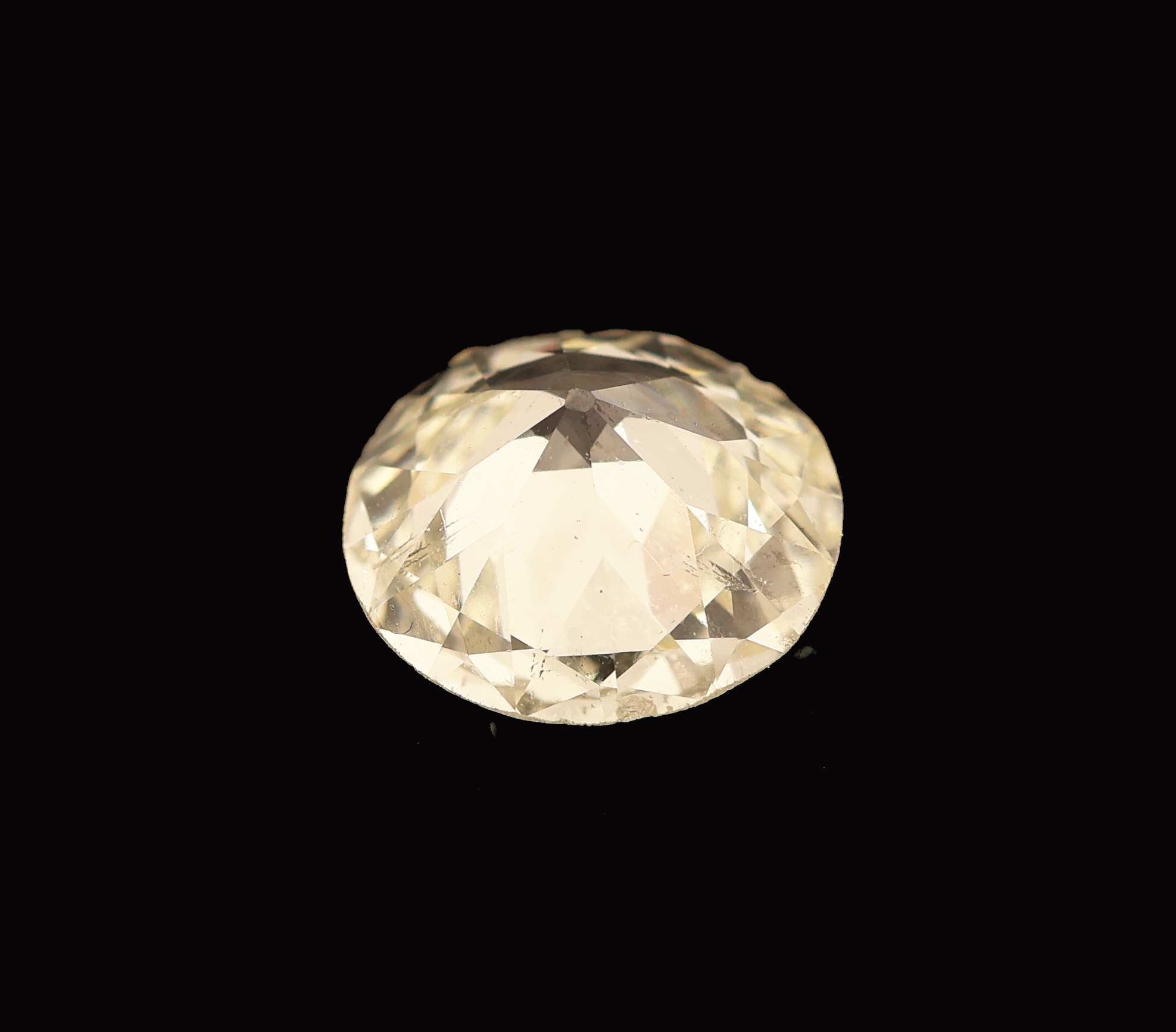 Detail b: Loser Altschliff Diamant 1.686 ct Getönt (M)- very light yellow/si 2, Vorab-Graduierung DPL 06/2025