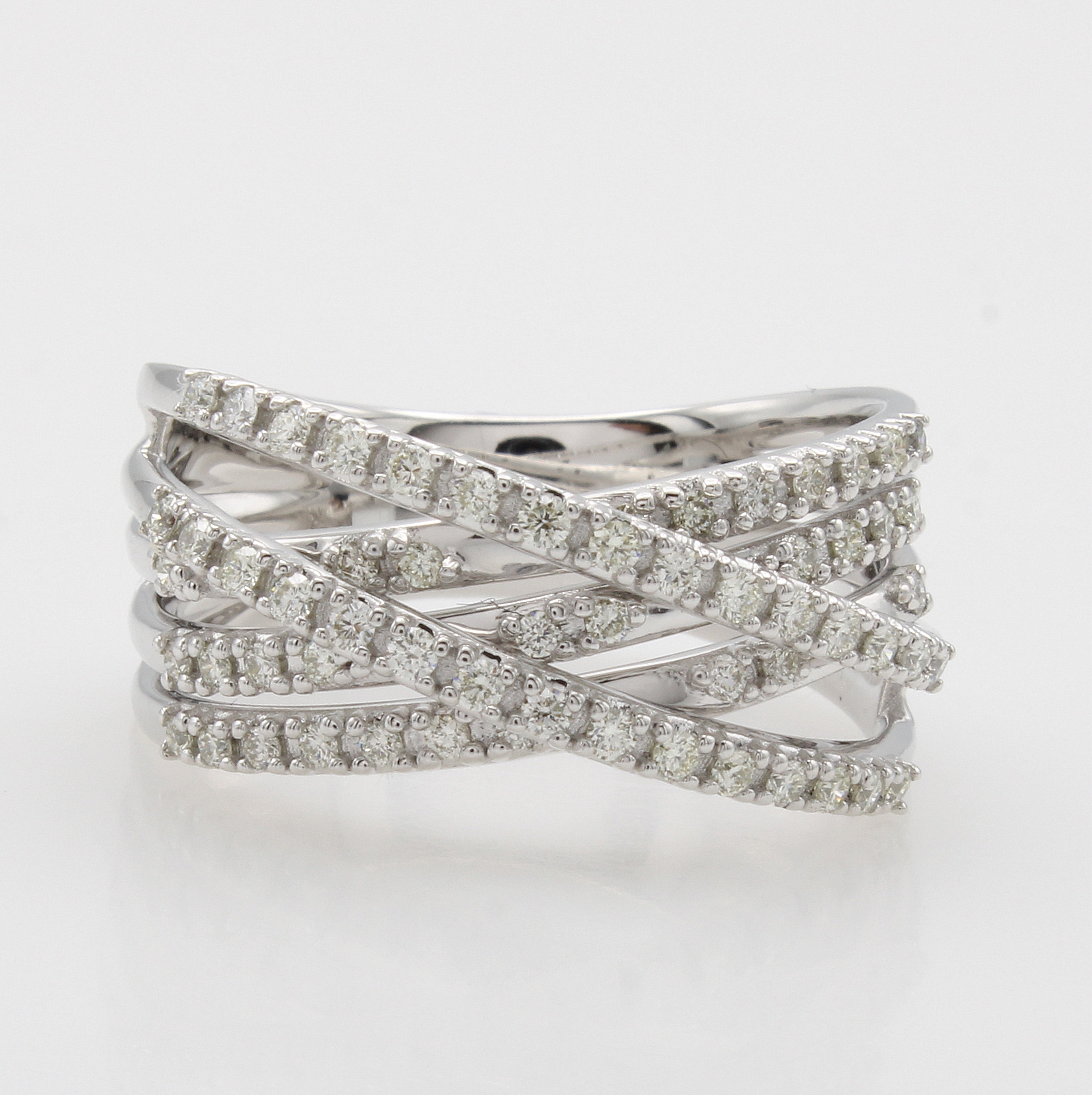 Image 27011501 - Ring mit Brillanten, WG 585/000, 5-rhg., überkreuzte Optik, Brill. zus. ca. 0.60 ct ...