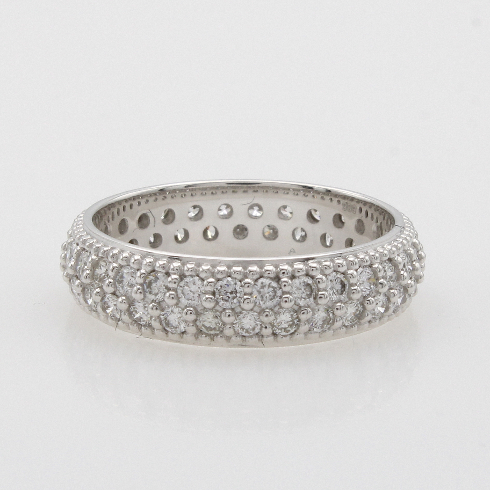 Image 27011514 - Ring mit Brillanten, WG 585/000, Schiene rundum bes. m. Brill. zus. ca. 1 ct Weiß/p, ...
